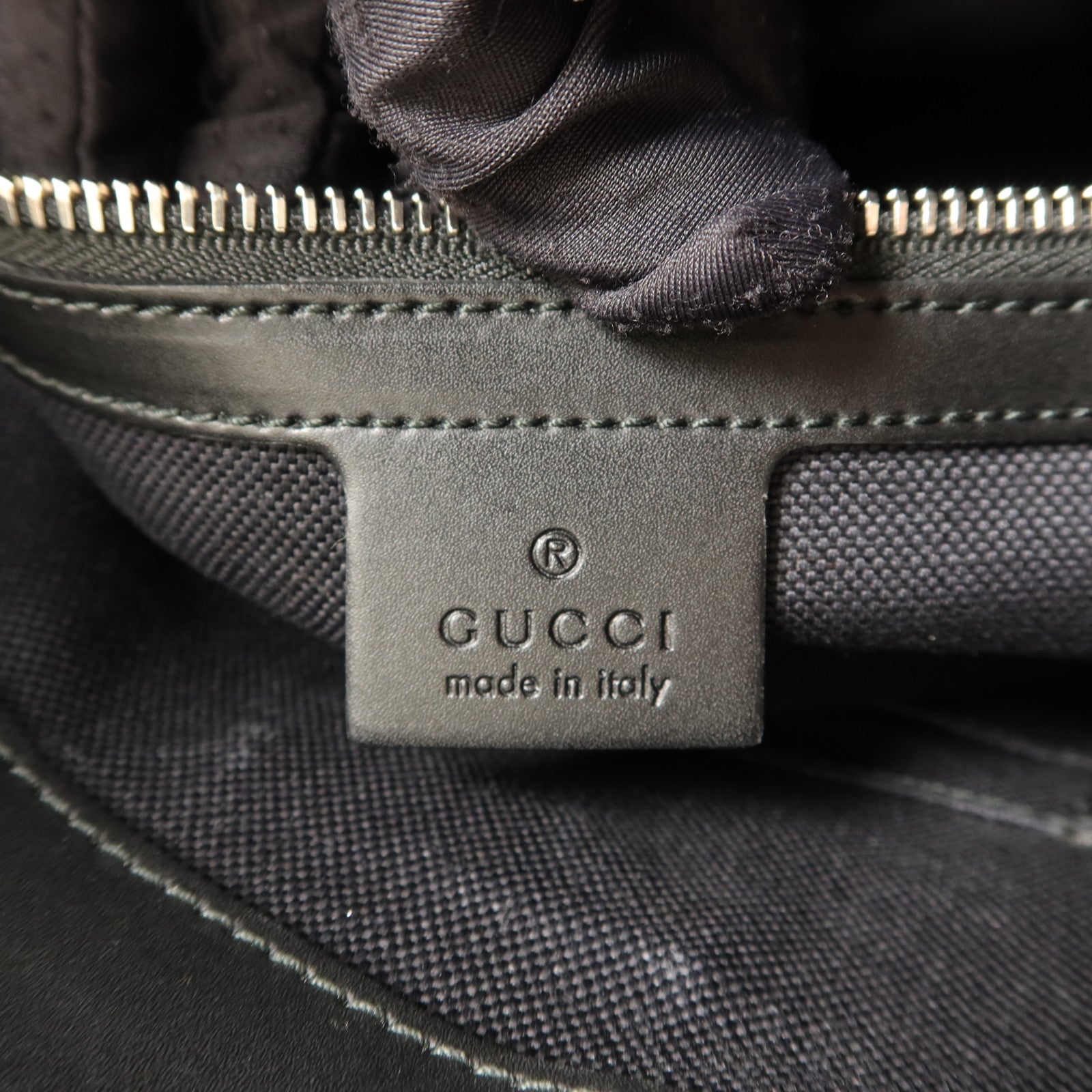 GUCCI 塗層帆布GG Supreme肩背袋