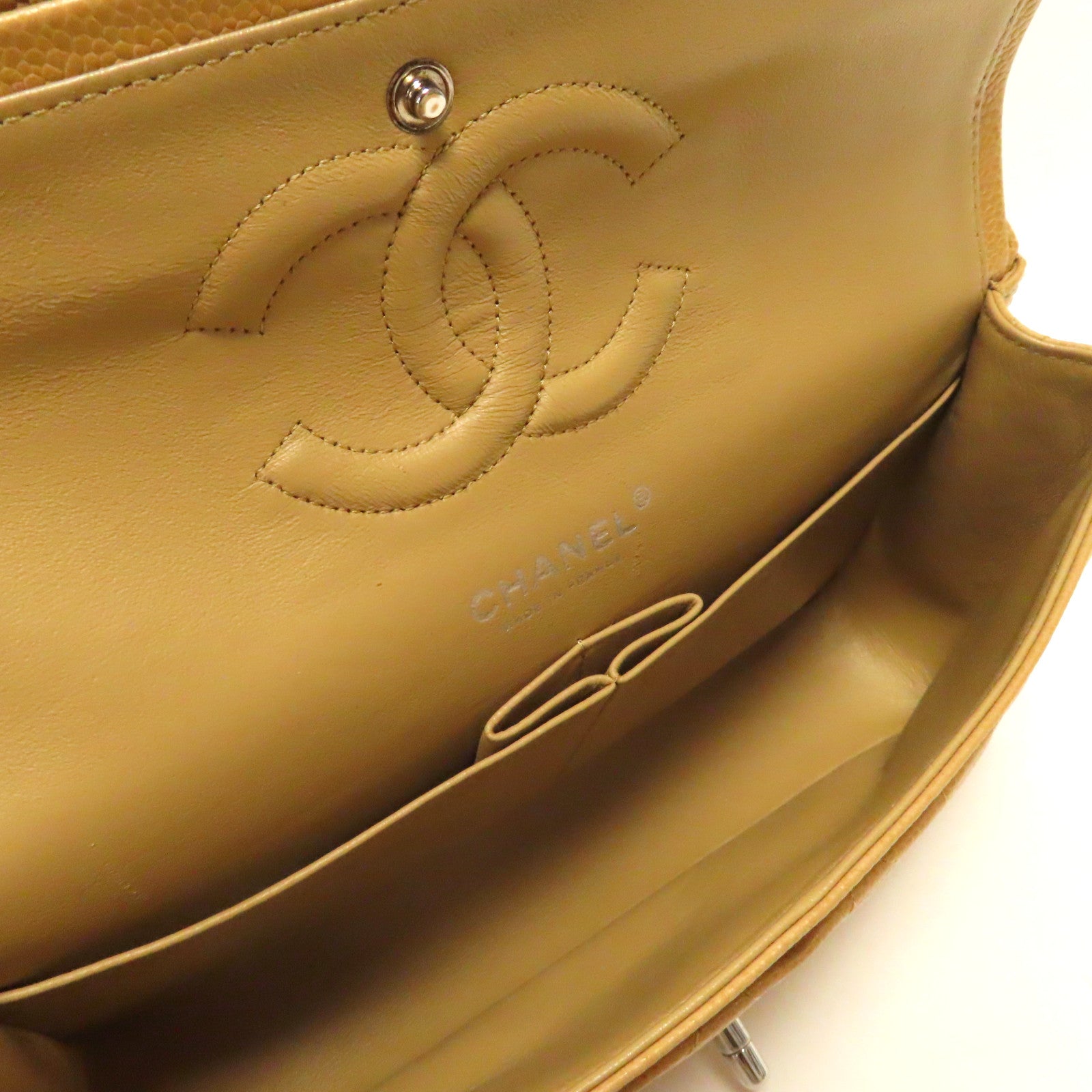 CHANEL 【激減優惠】Caviar皮革Classic 25cm銀扣鏈帶肩背袋米色