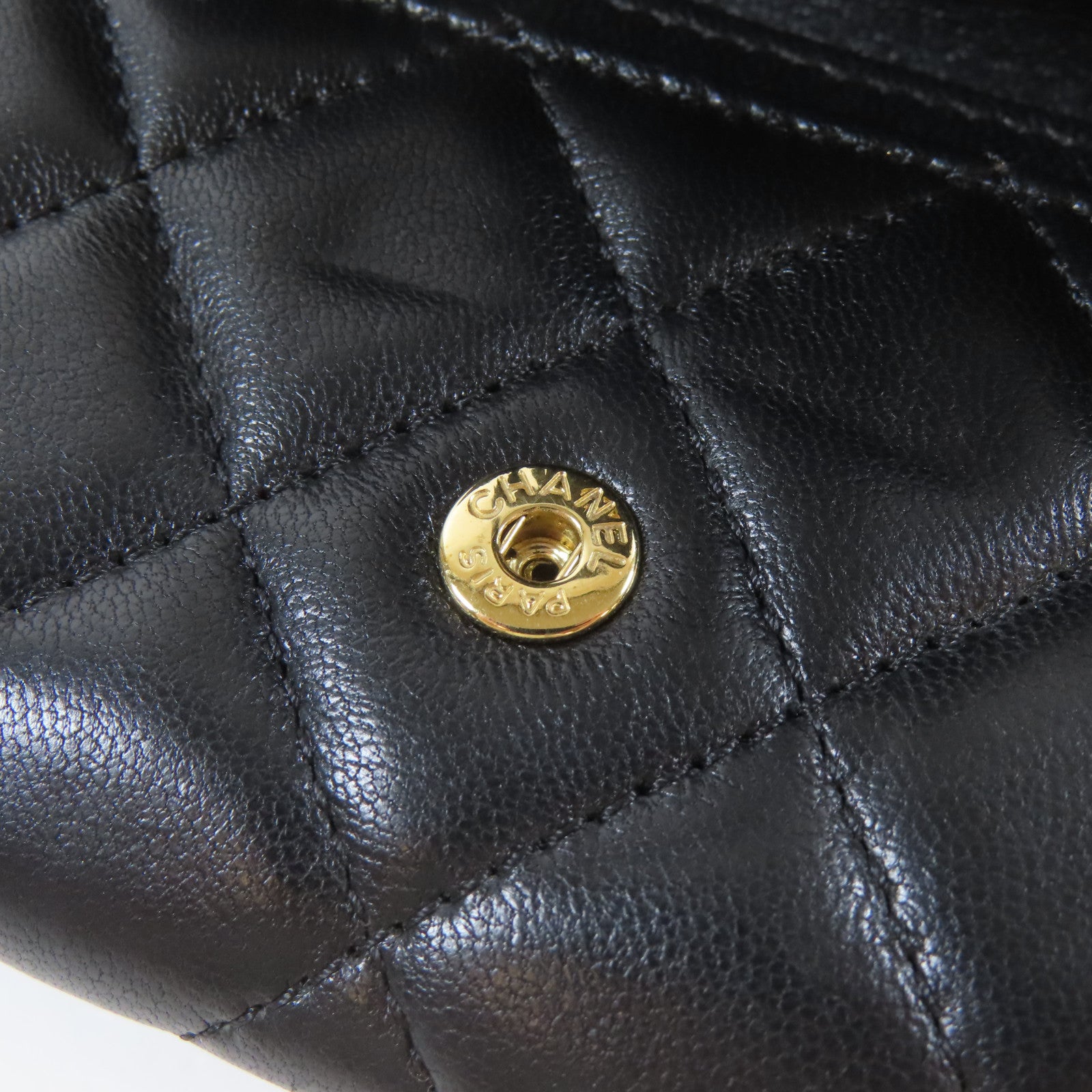 CHANEL 菱格羊皮皮革Flap Wallet金扣卡片套黑色