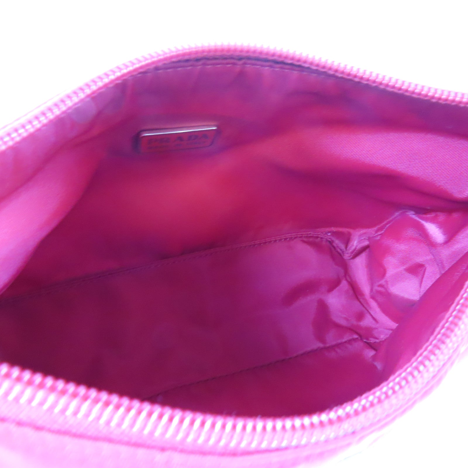 PRADA 尼龍Hand Bag銀扣手挽袋紅色