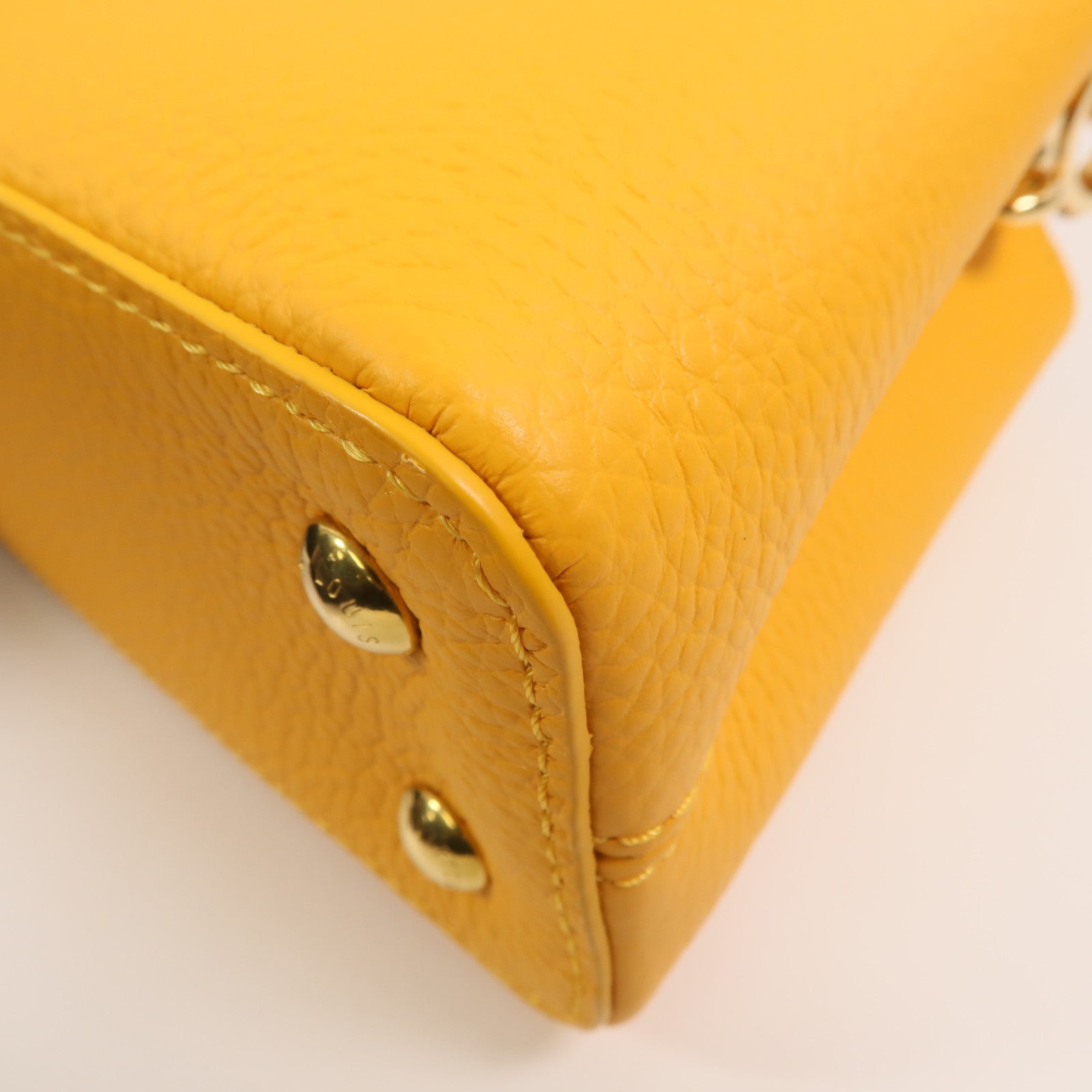 LOUIS VUITTON Taurillon皮革Capucines Mini手挽肩背兩用袋