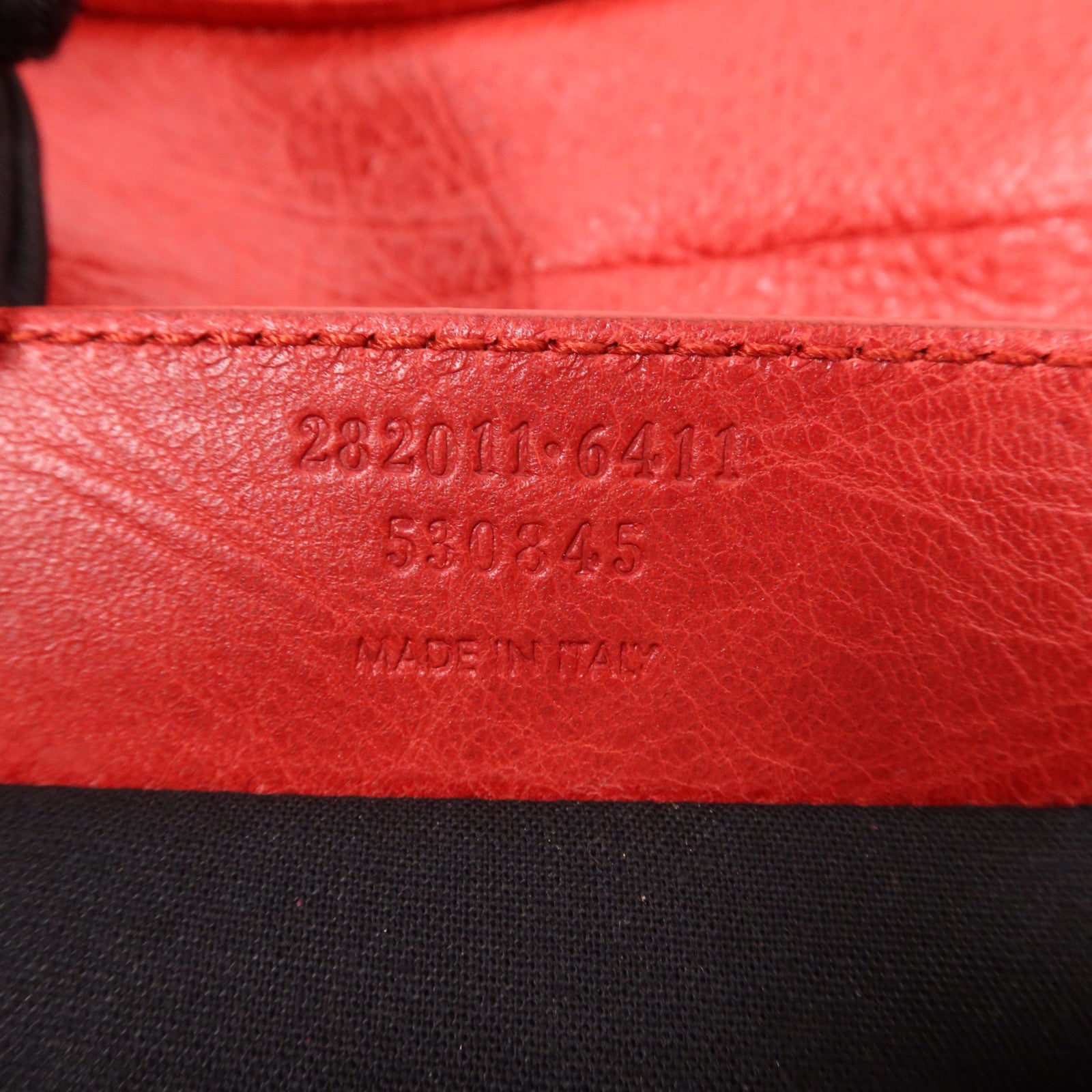 BALENCIAGA 牛皮皮革Clutch銀扣手拿包