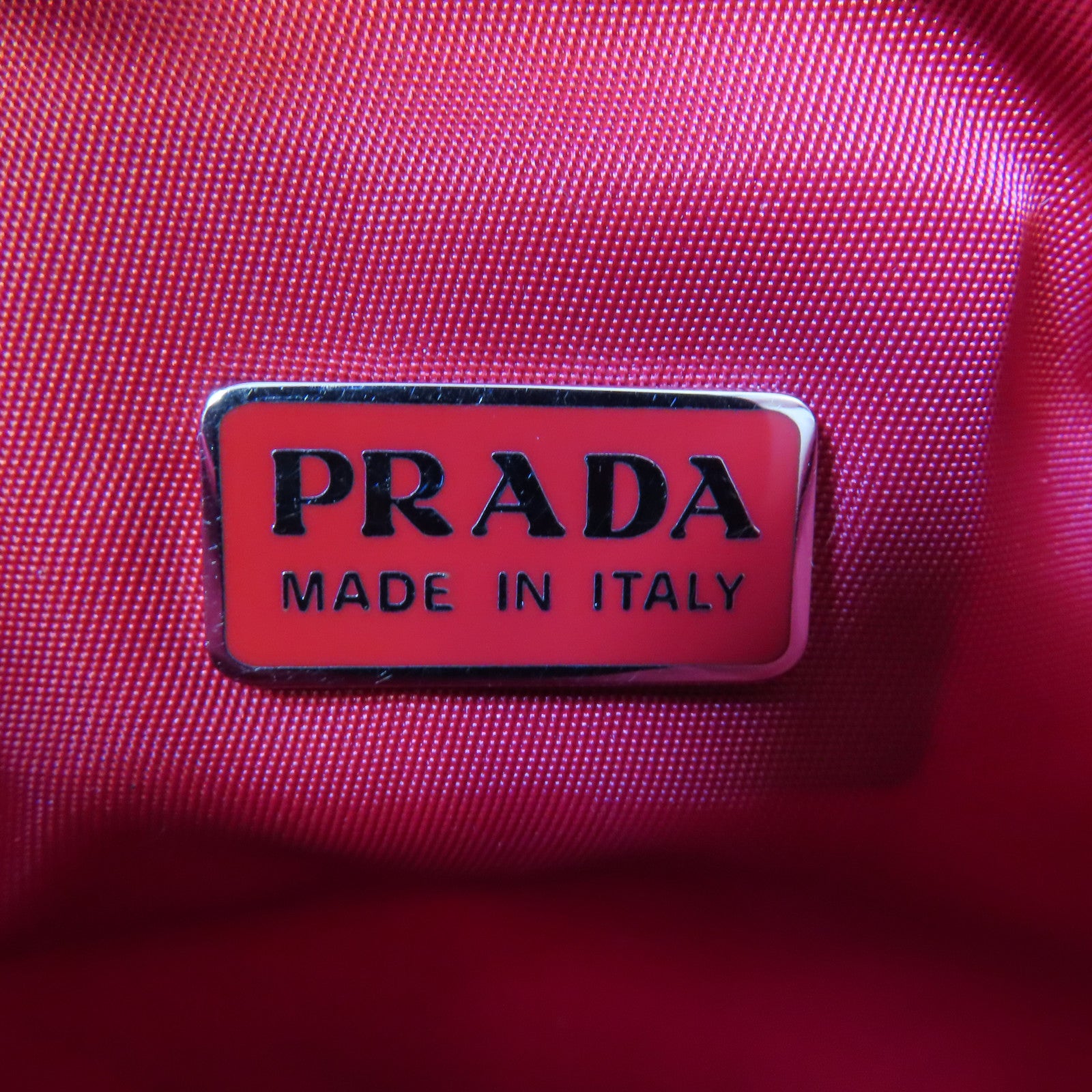 PRADA 尼龍Hand Bag銀扣手挽袋紅色