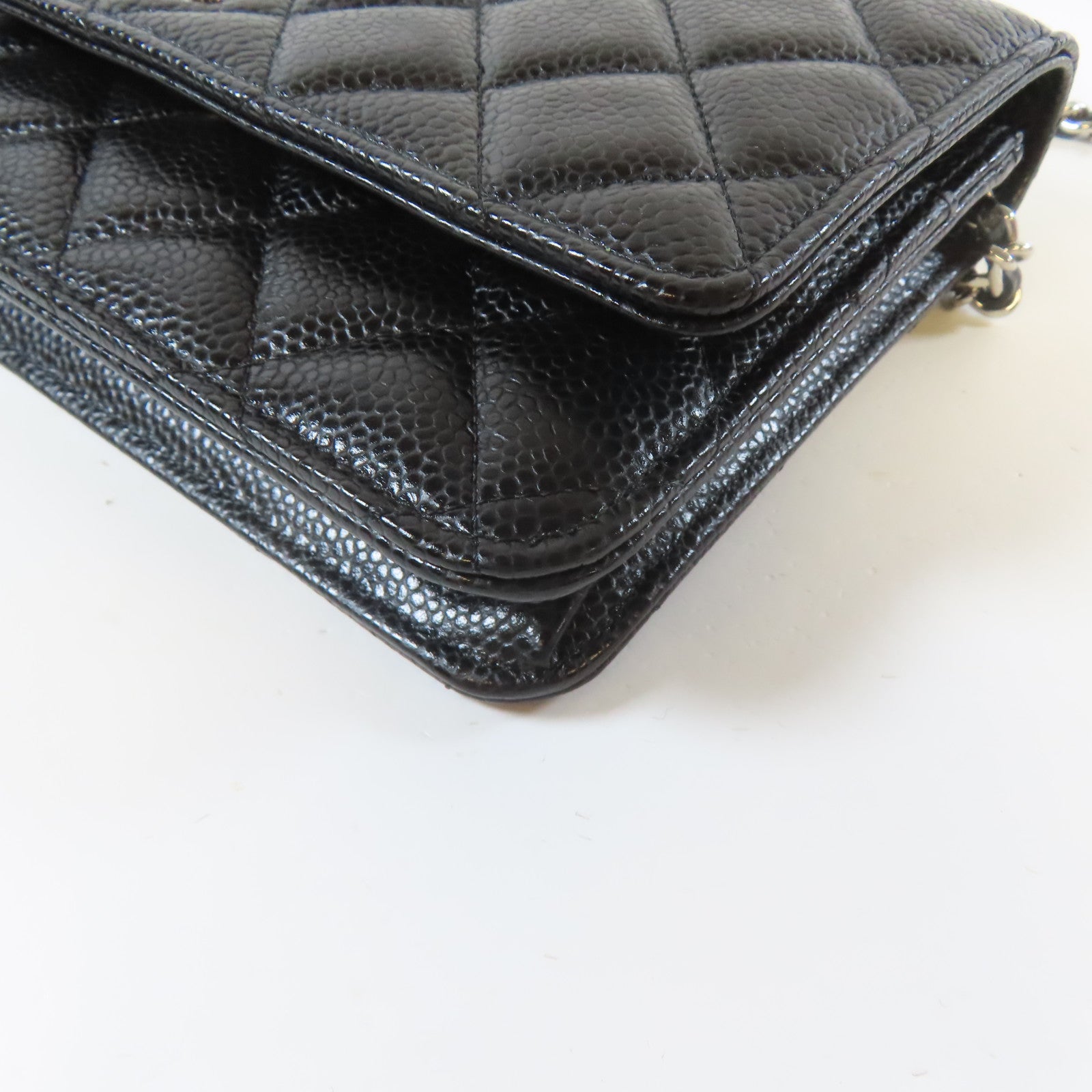 CHANEL 菱格Caviar皮革Wallet On Chain銀扣鏈帶肩背袋黑色