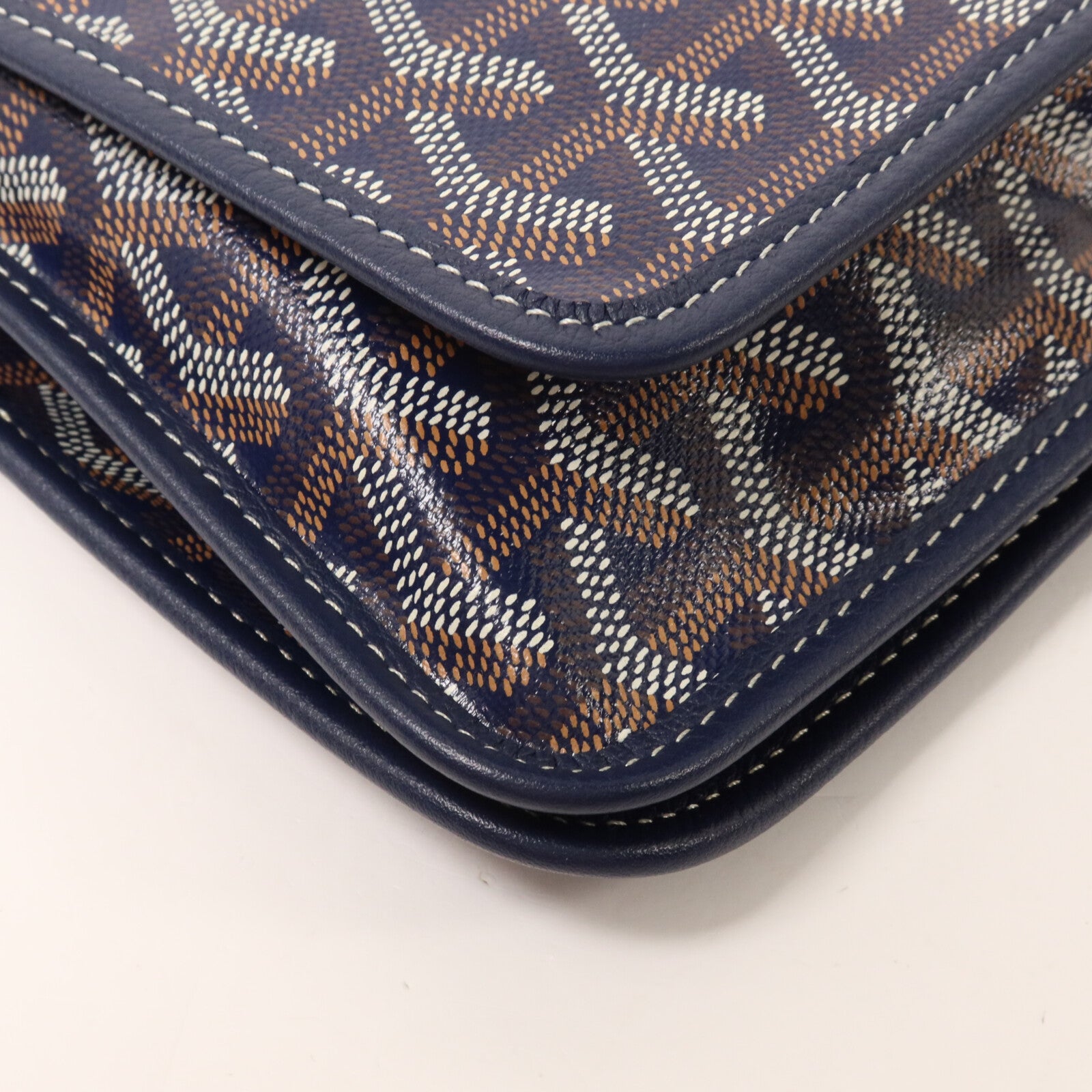 GOYARD 塗層帆布Plumet Pocket肩背袋