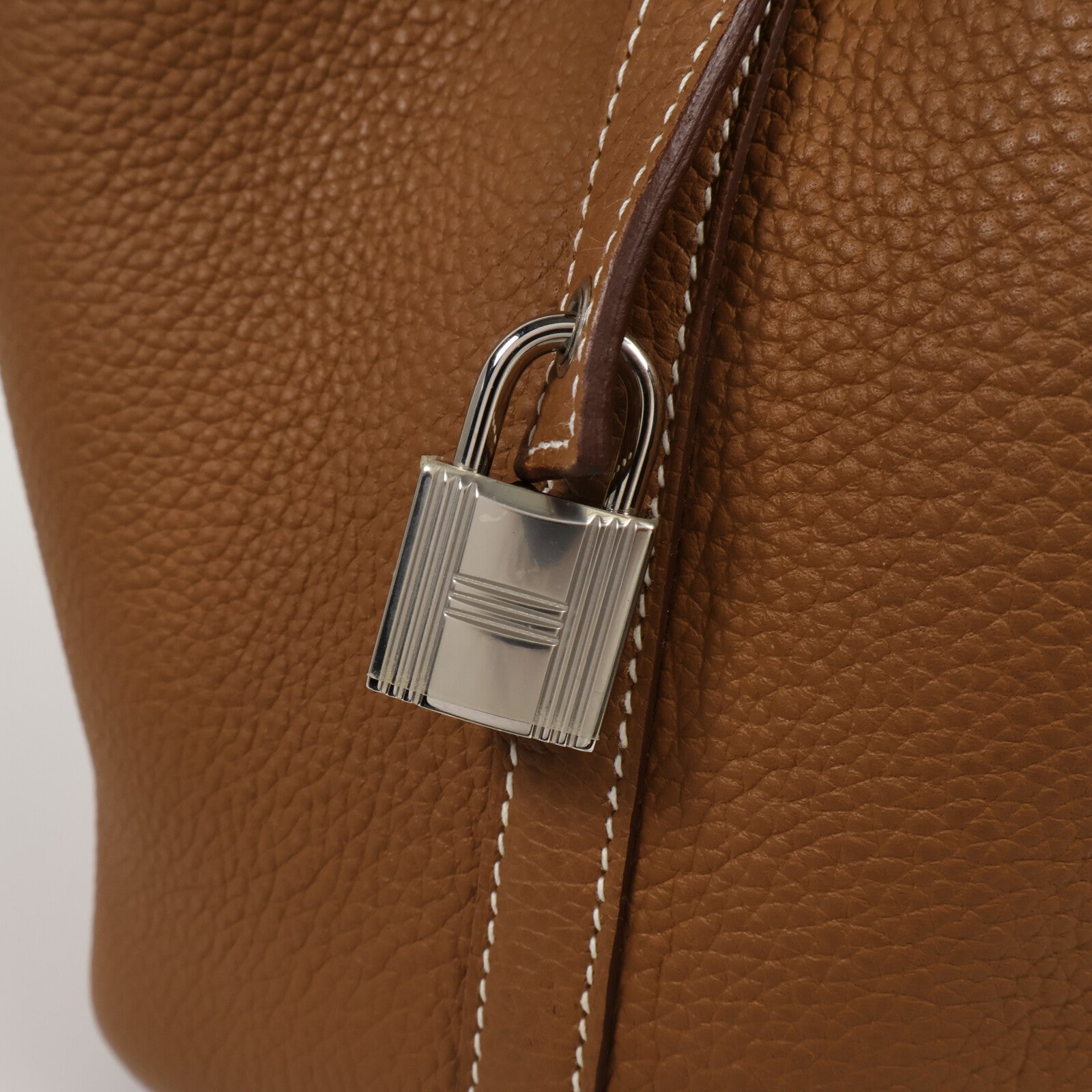 HERMES Clemence皮革Picotin PM手挽袋Gold