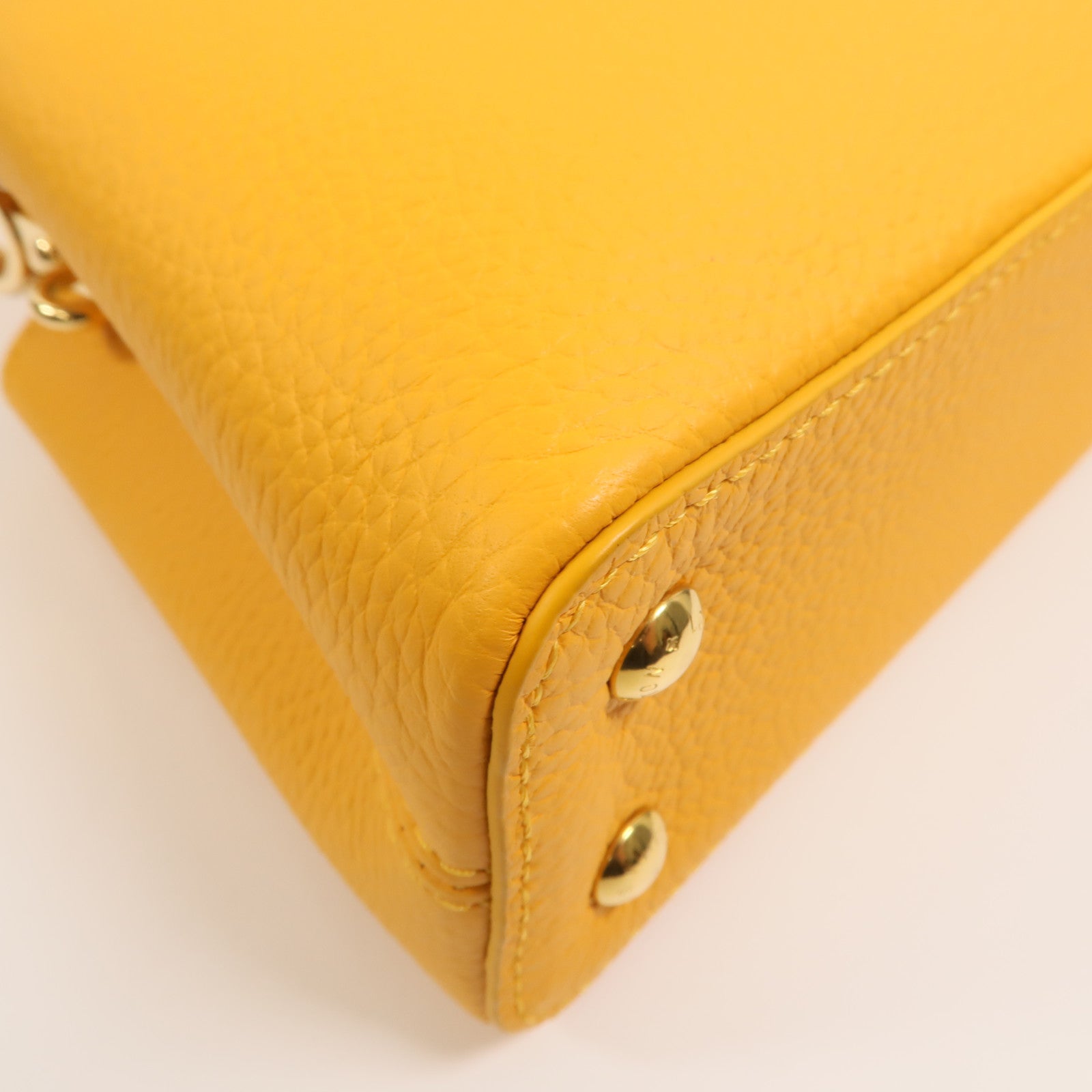LOUIS VUITTON Taurillon皮革Capucines Mini手挽肩背兩用袋