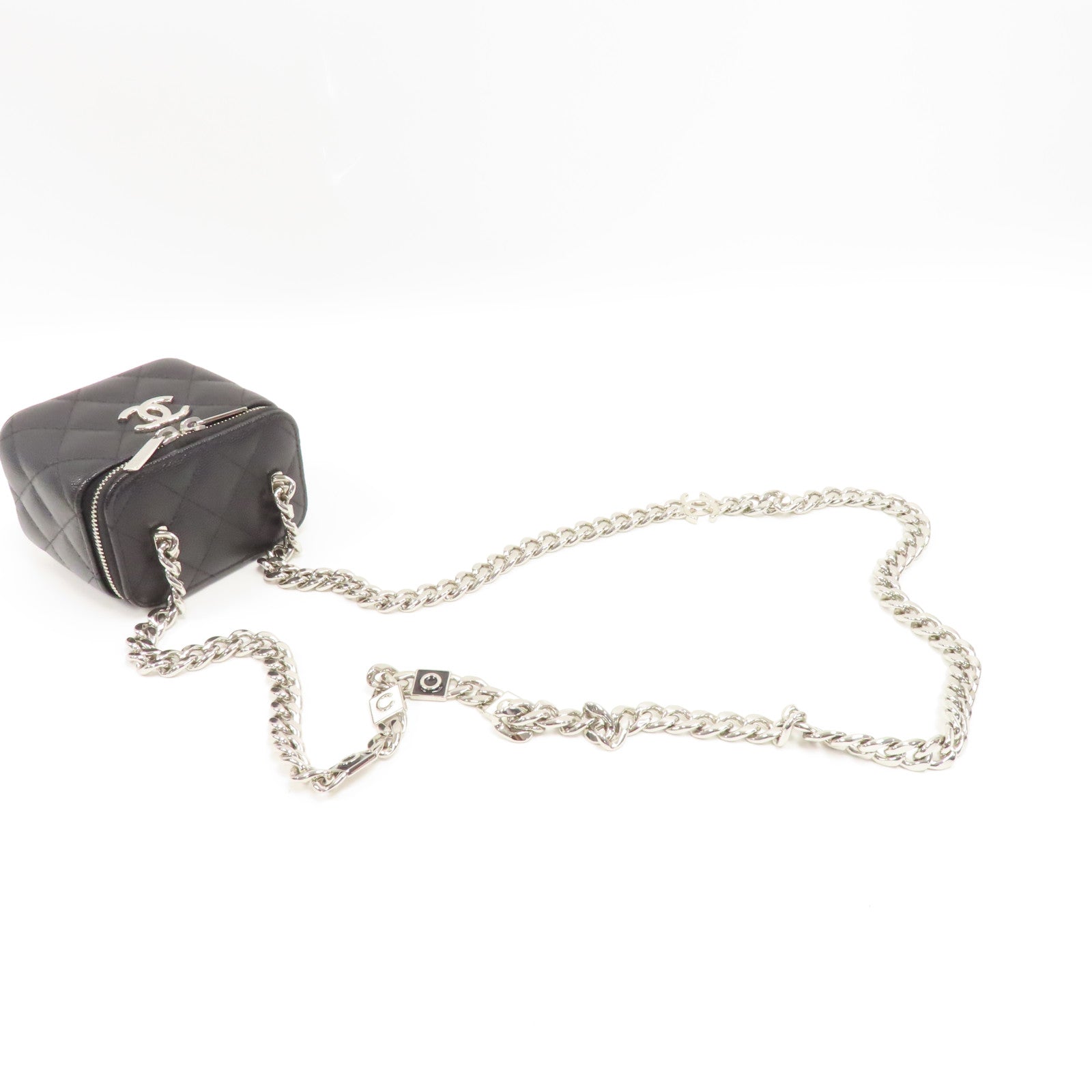 CHANEL 菱格Caviar皮革Vanity Case銀扣鏈帶肩背袋黑色