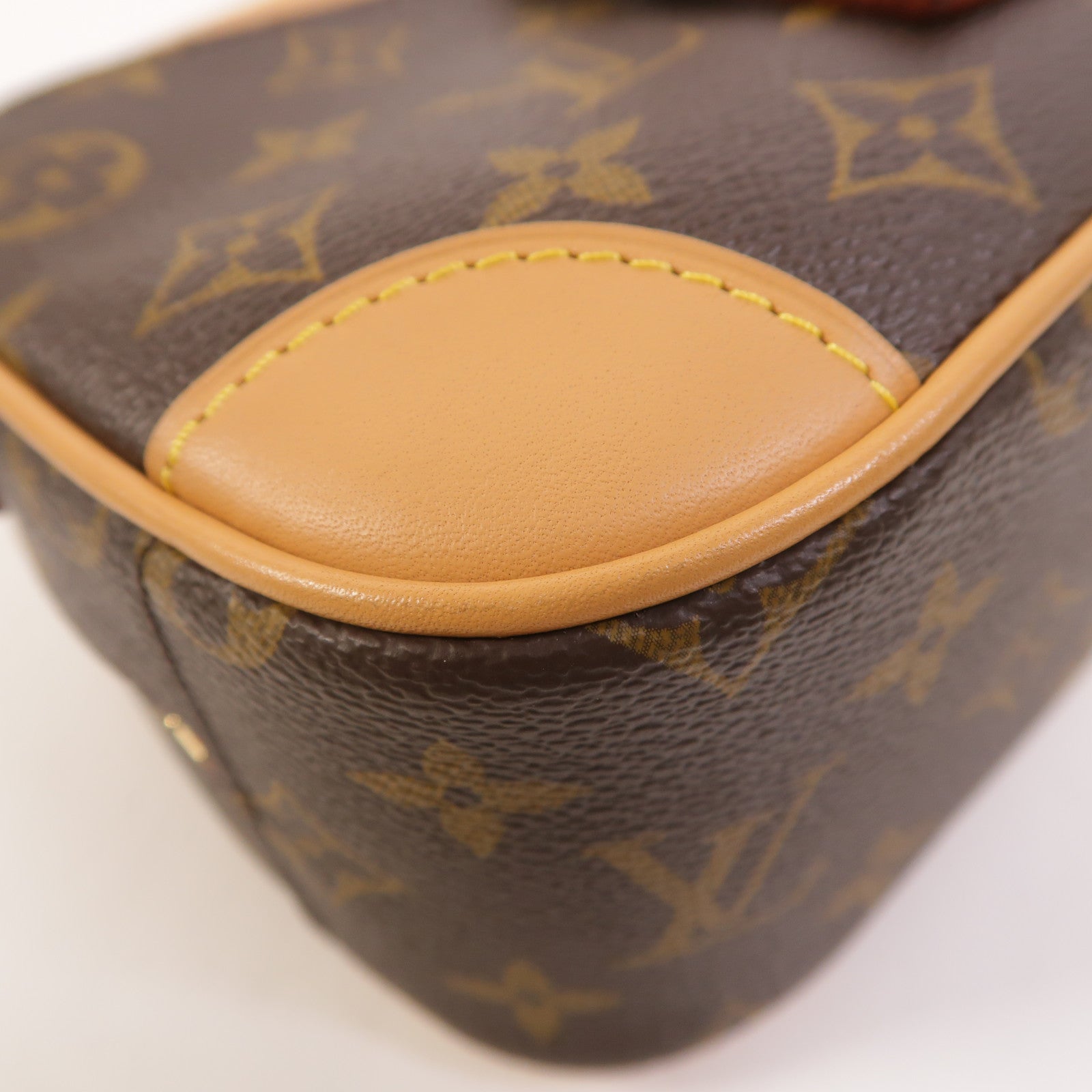 LOUIS VUITTON Monogram Deauville Mini肩背袋