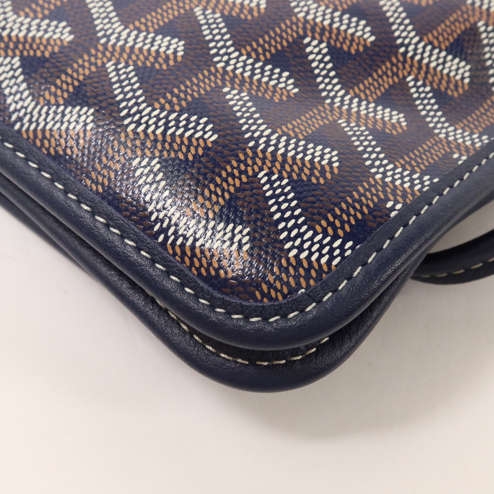GOYARD 塗層帆布Plumet Pocket肩背袋