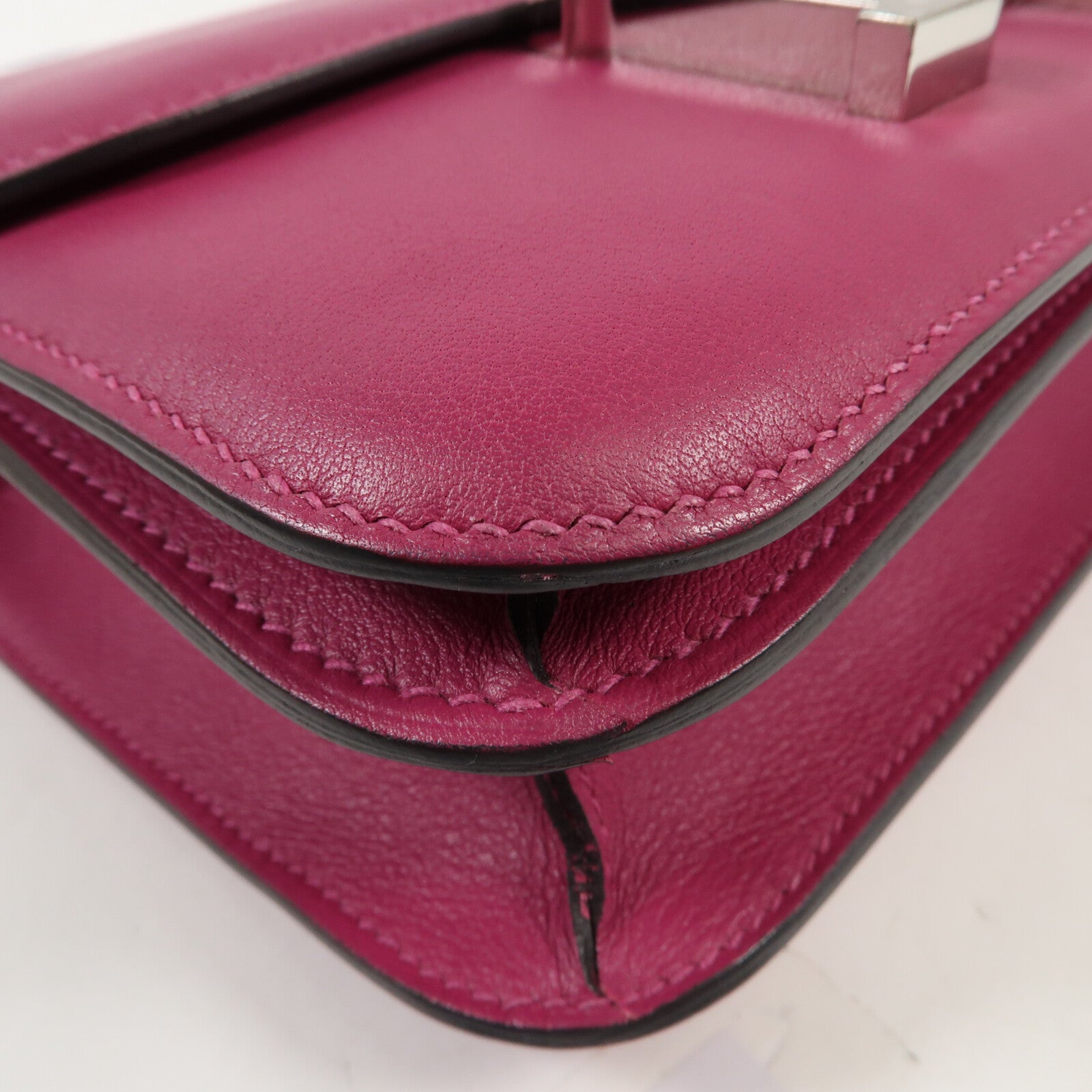 HERMES Swift皮革Constance Mini銀扣肩背袋