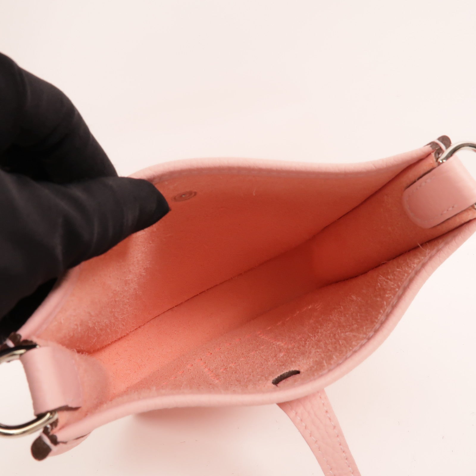 HERMES Clemence皮革Evelyne TPM肩背袋Rose Sakura