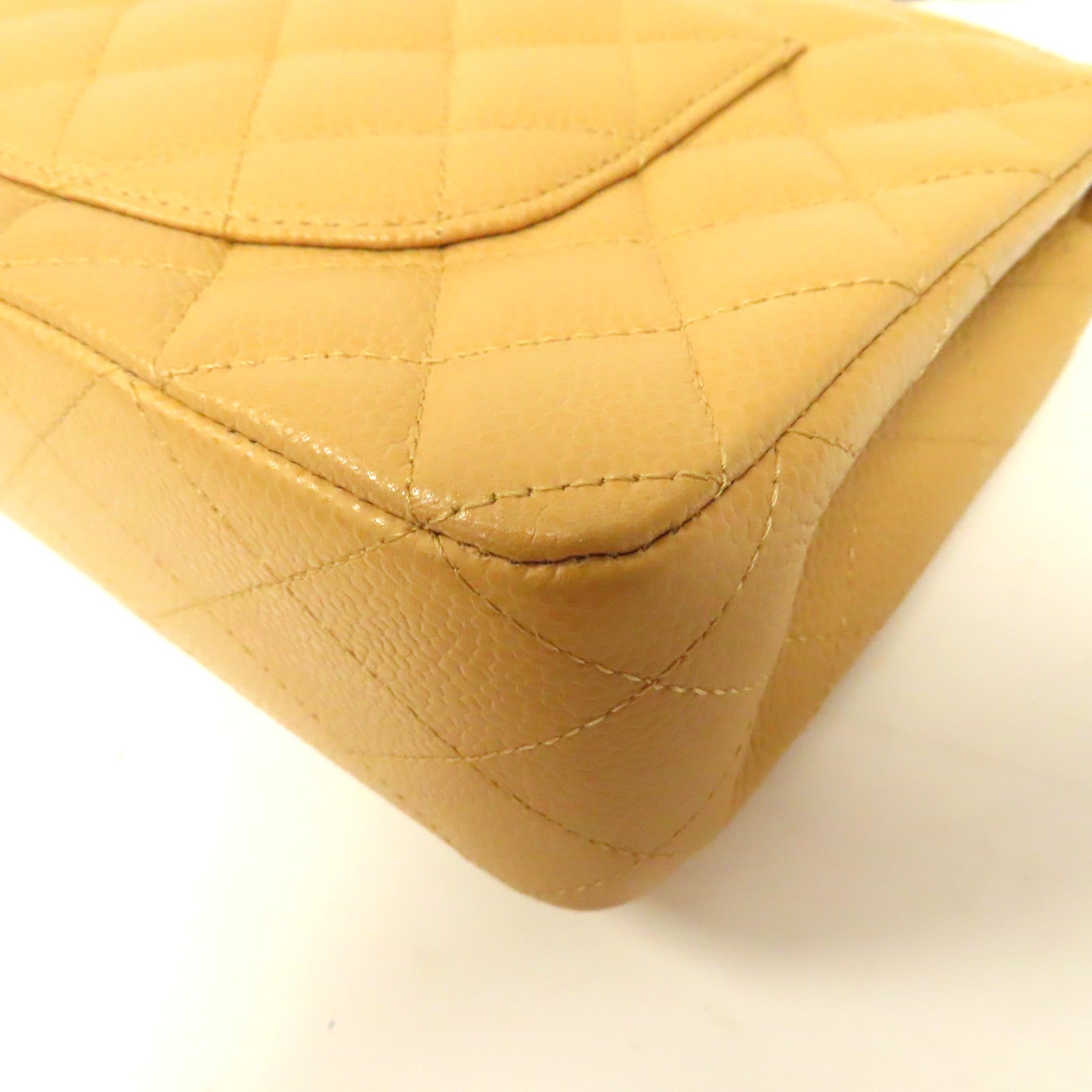 CHANEL 【激減優惠】Caviar皮革Classic 25cm銀扣鏈帶肩背袋米色