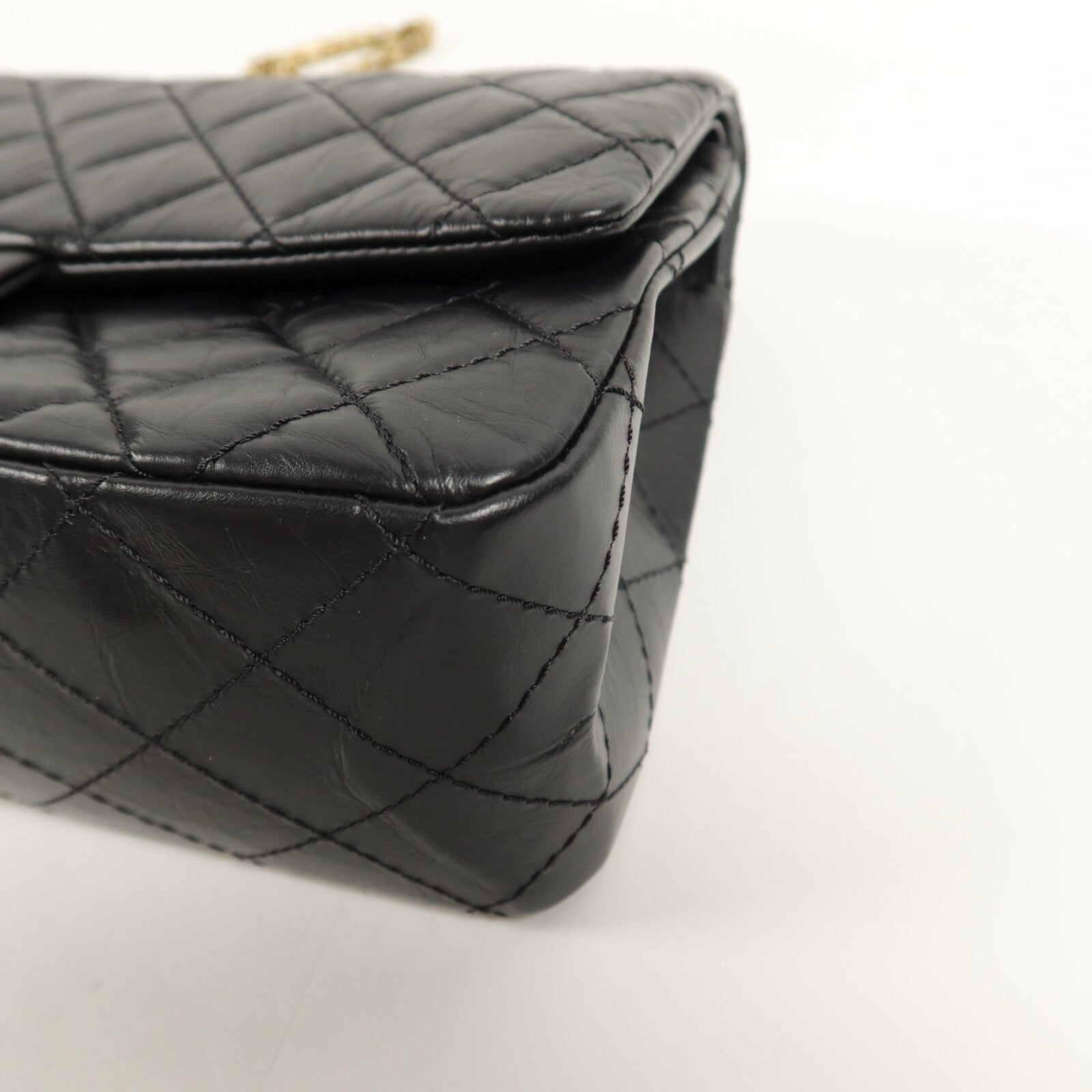 CHANEL 牛皮皮革2.55 Medium鏈帶肩背袋