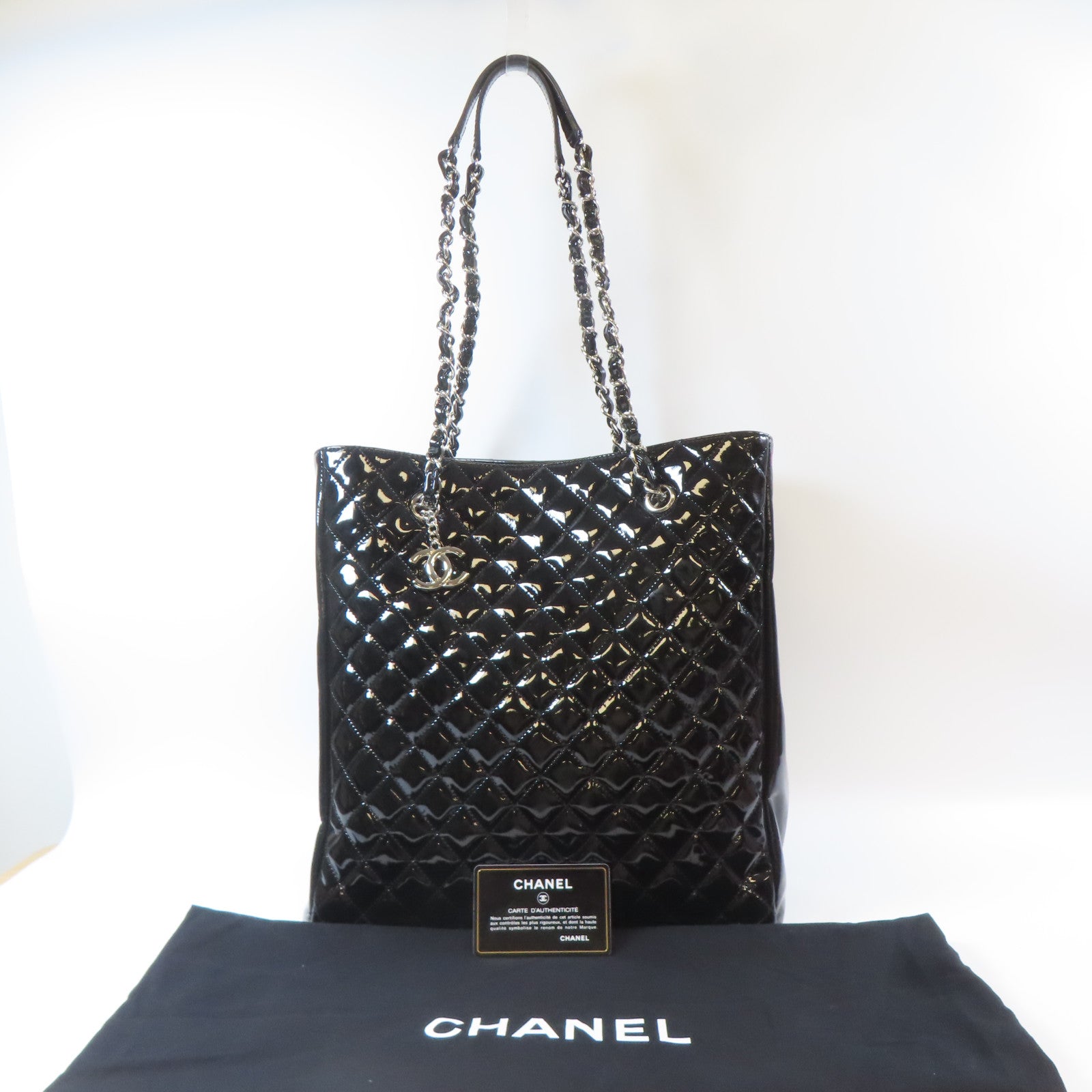 CHANEL 菱格漆皮皮革Chain Shoulder Bag銀扣肩背袋黑色