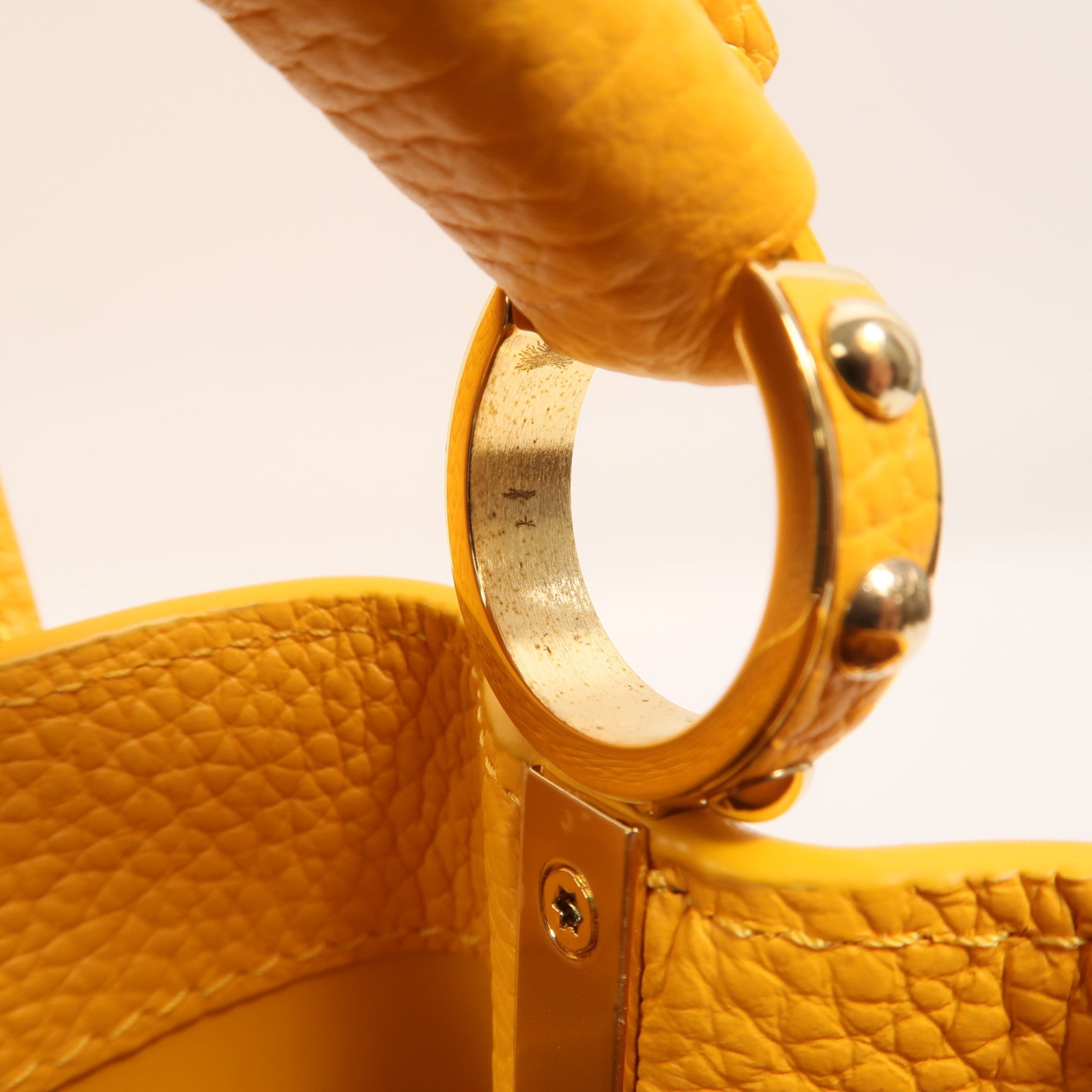 LOUIS VUITTON Taurillon皮革Capucines Mini手挽肩背兩用袋