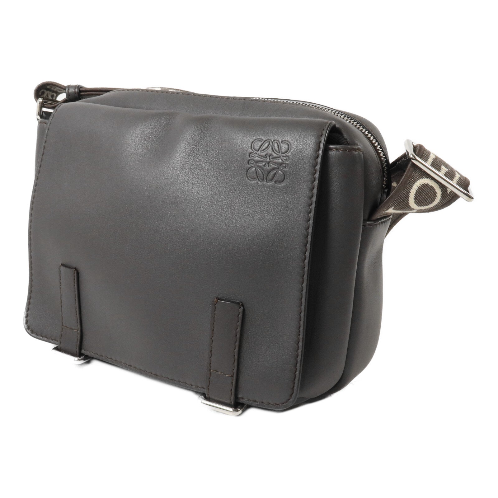 LOEWE 牛皮皮革Military XS肩背袋