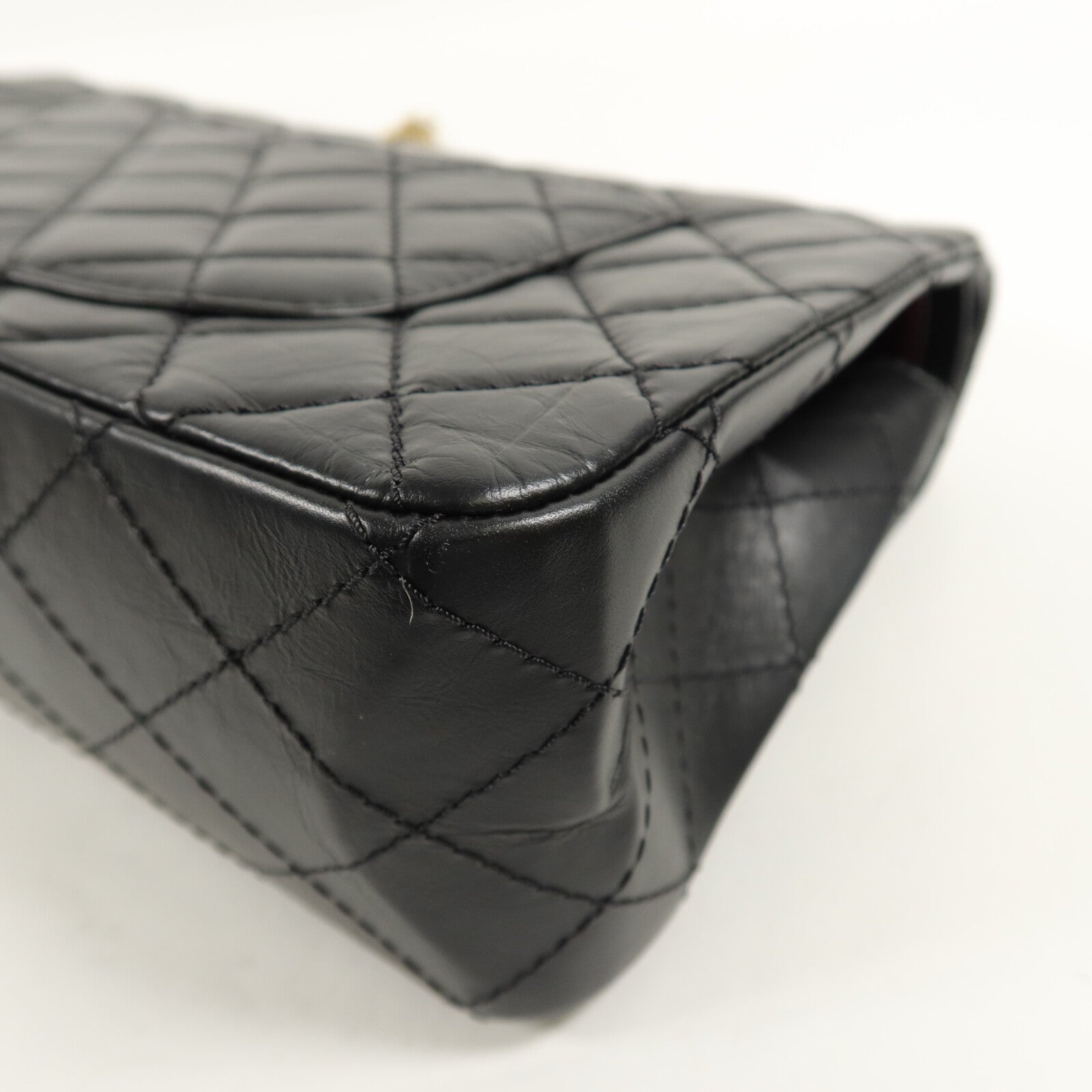 CHANEL 牛皮皮革2.55 Medium鏈帶肩背袋