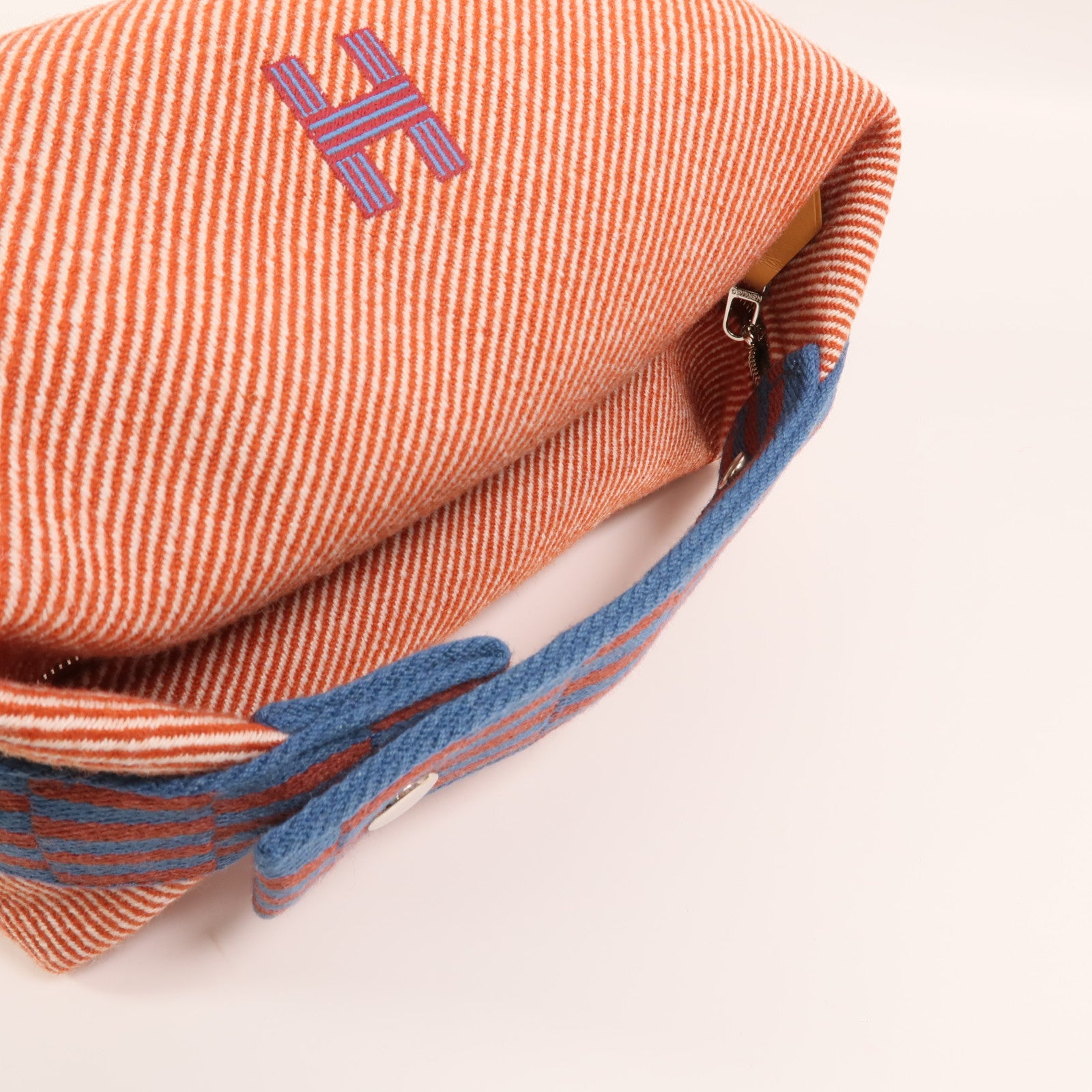 HERMES 帆布Bride A Brac PM銀扣手挽袋