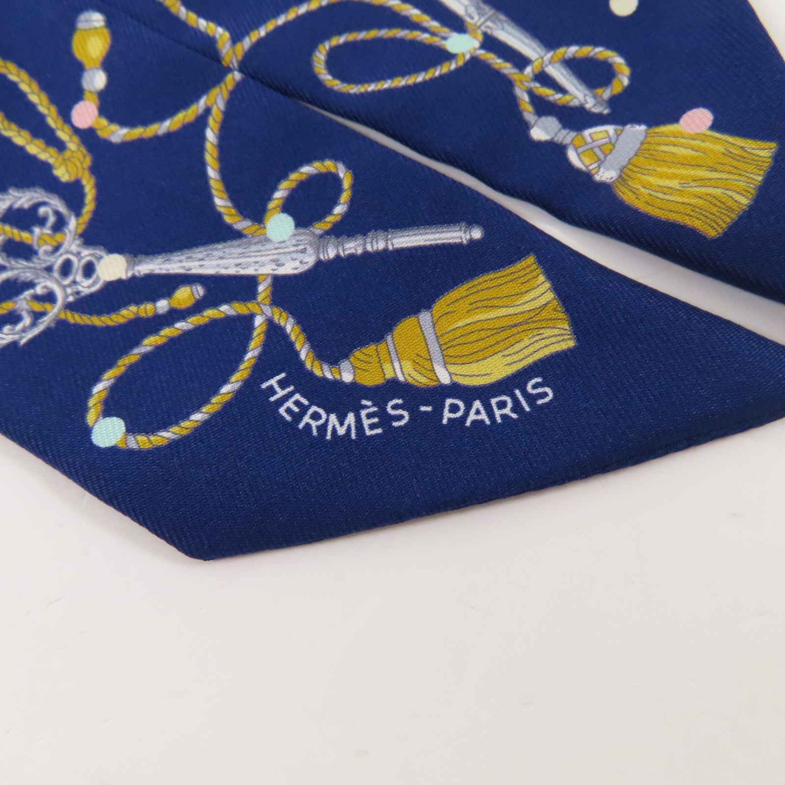 HERMES 絲質Twilly絲巾