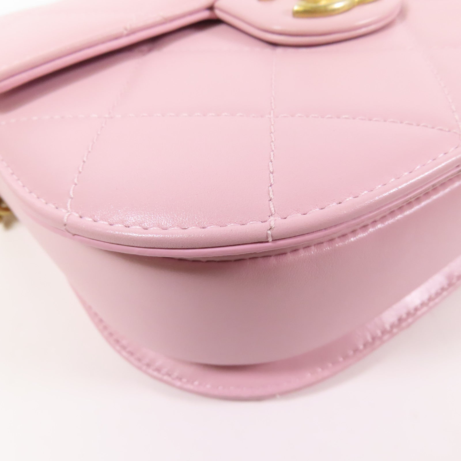 CHANEL 牛皮皮革Shoulder Bag金扣鏈帶肩背袋