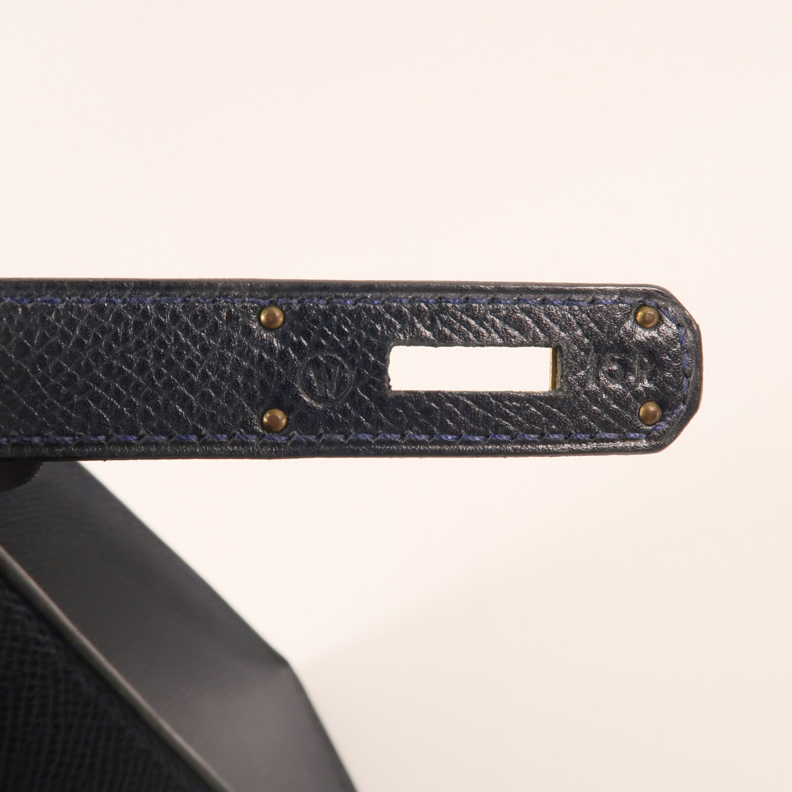 HERMES Epsom皮革Kelly 28金扣手挽肩背兩用袋Bleu Saphir