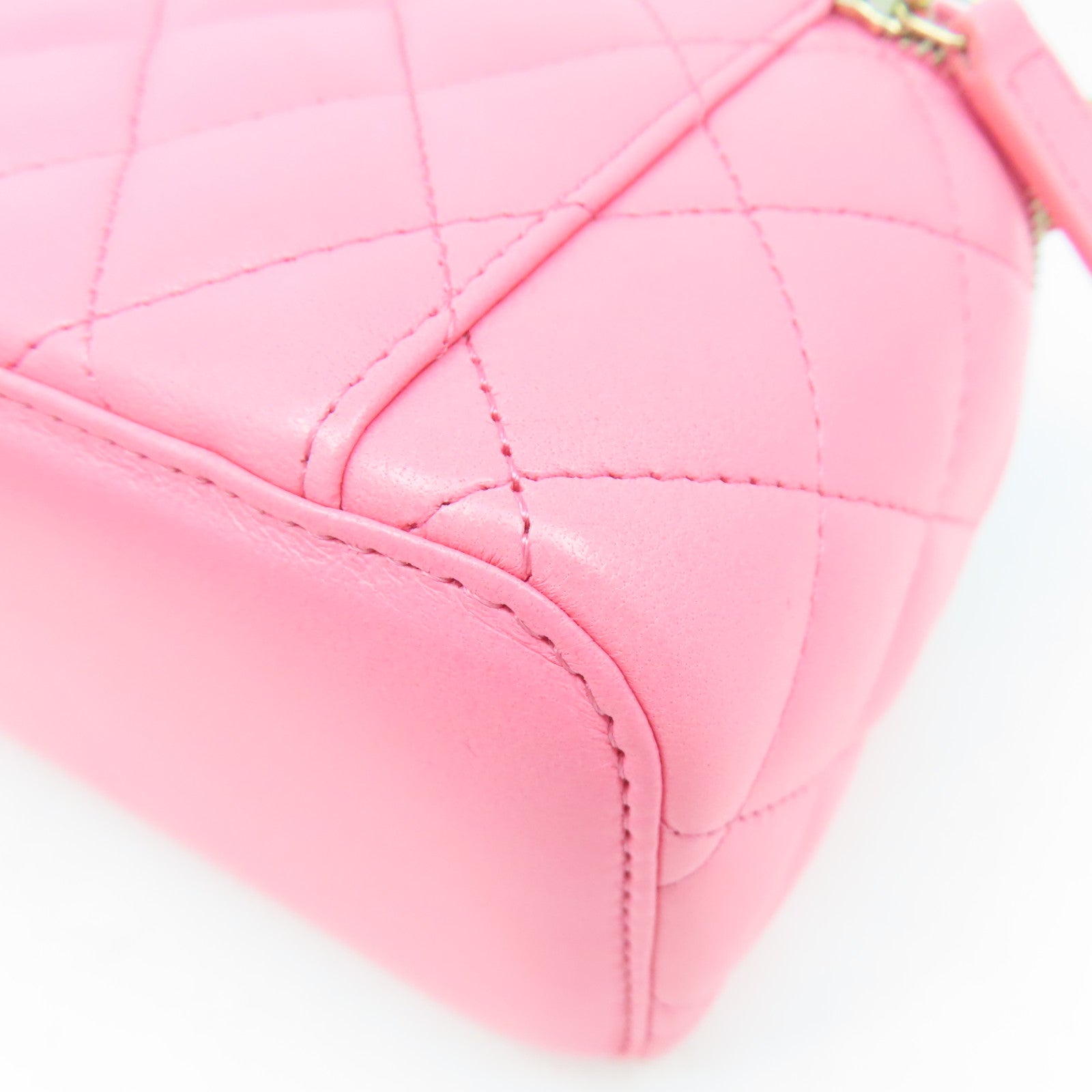 CHANEL 【激減優惠】菱格羊皮皮革Vanity Case金扣鏈帶肩背袋粉紅色