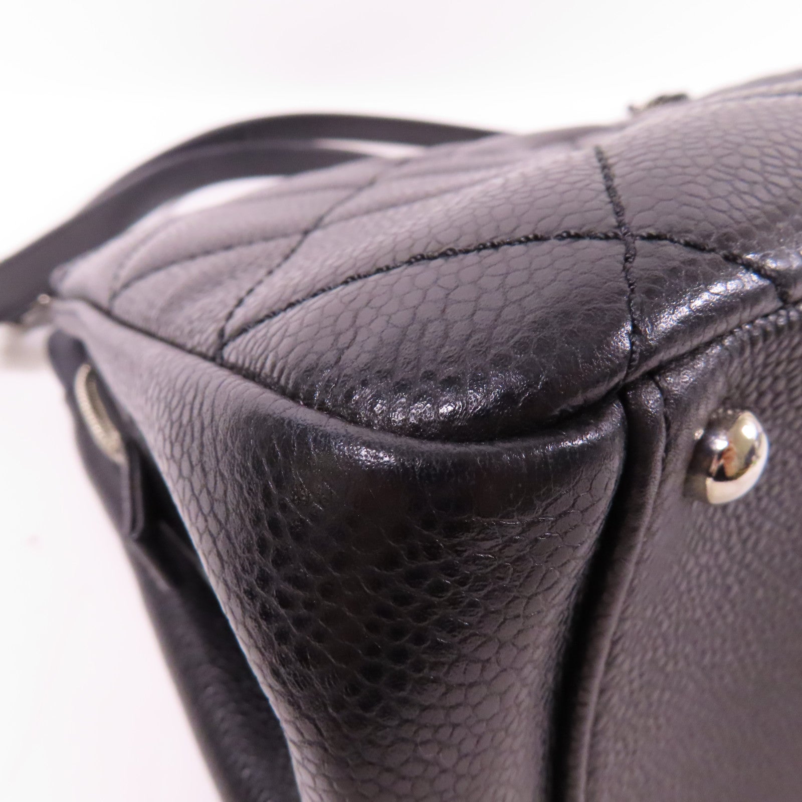 CHANEL 牛皮皮革Shoulder Bag銀扣肩背袋