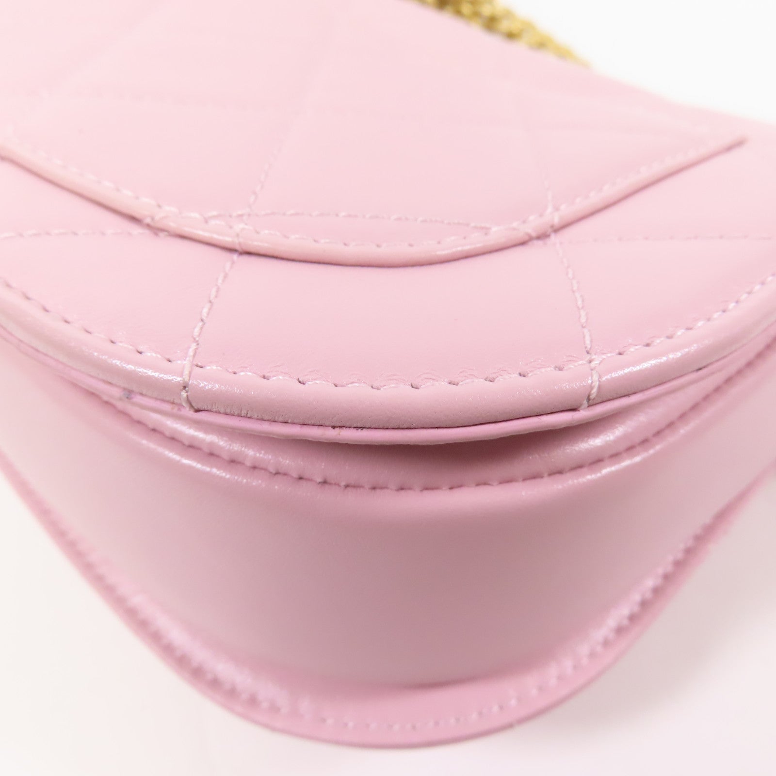 CHANEL 牛皮皮革Shoulder Bag金扣鏈帶肩背袋
