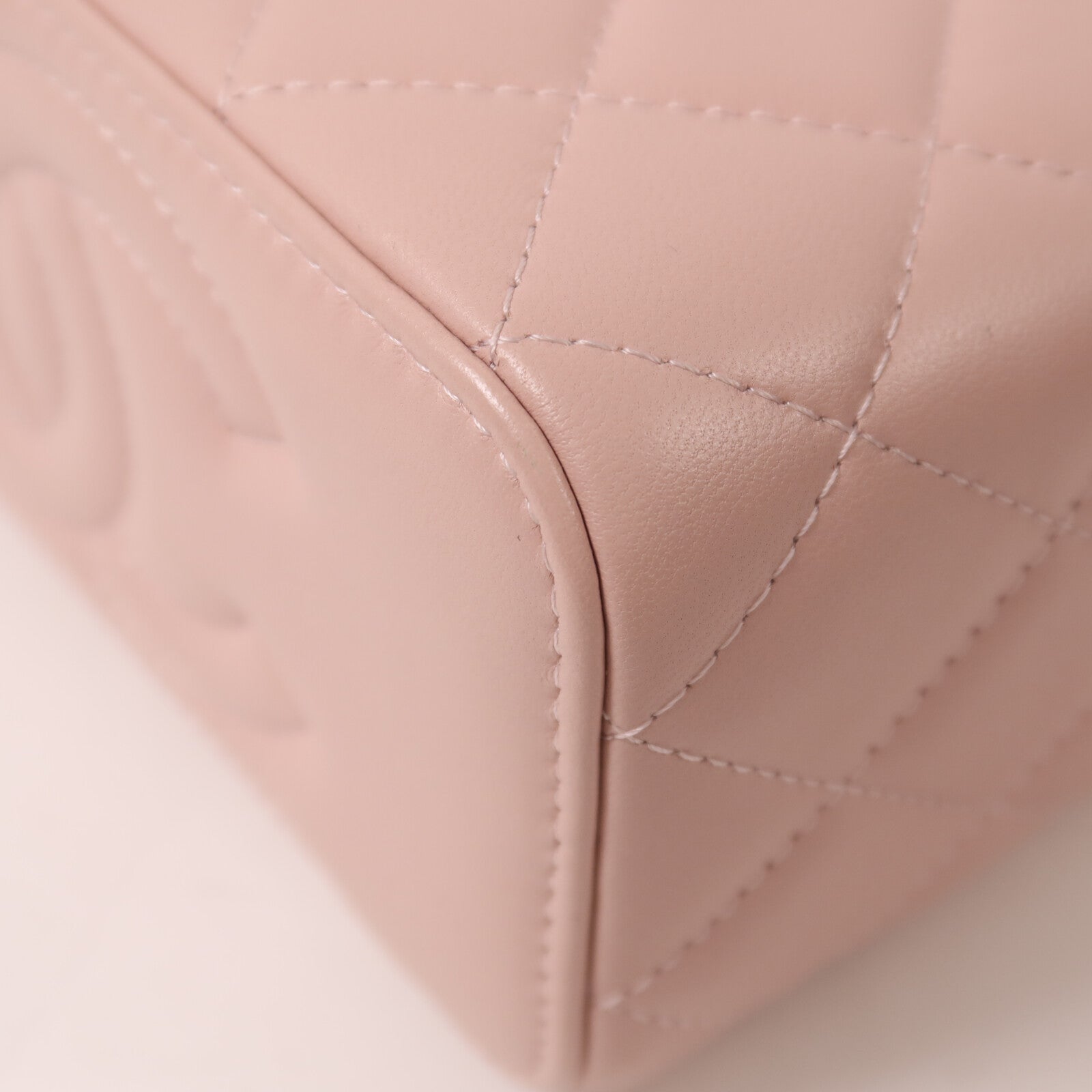 CHANEL 羊皮皮革Vanity Case鏈帶肩背袋