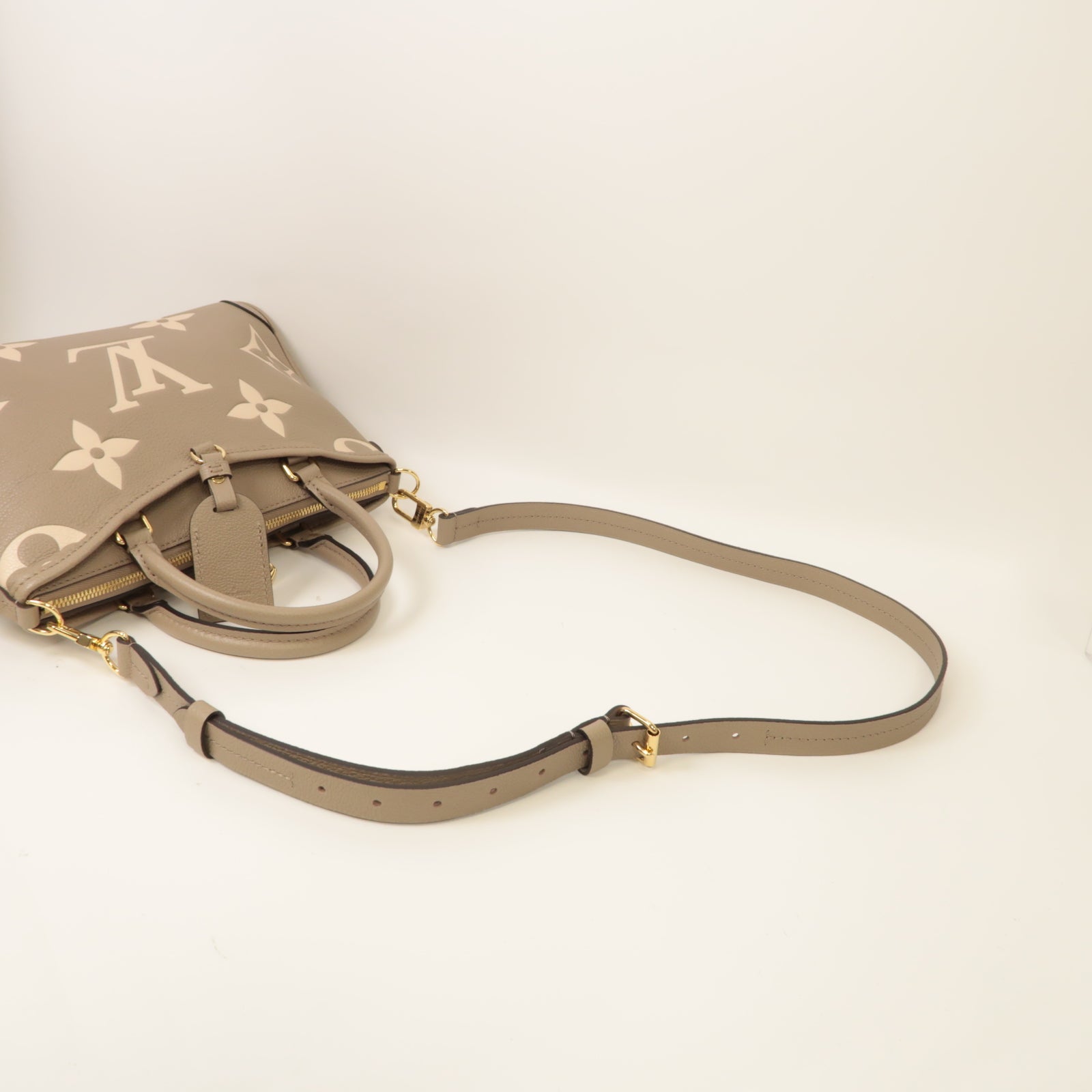 LOUIS VUITTON 【激減優惠】Monogram Empreinte Trianon PM金扣手挽肩背兩用袋米色