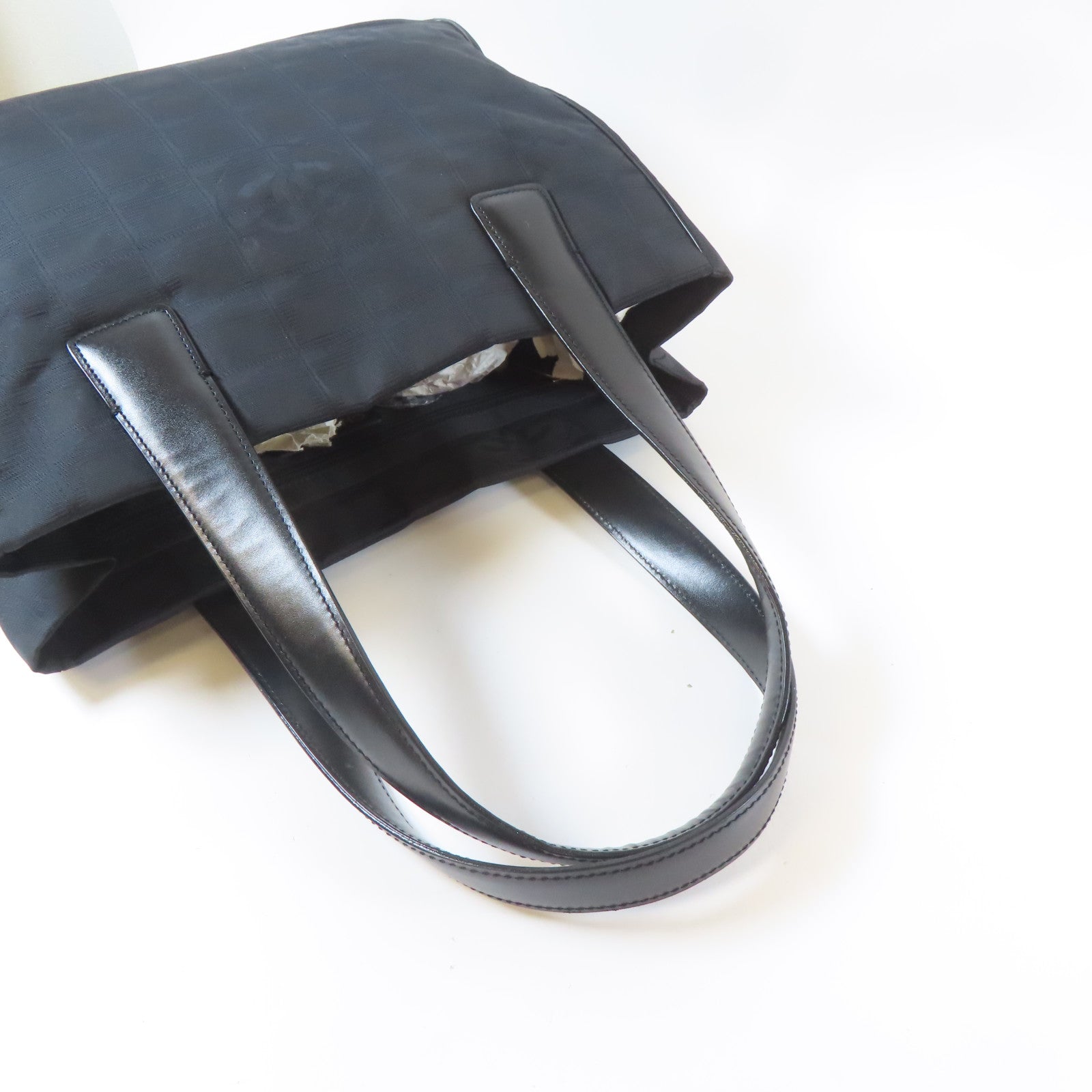 CHANEL 尼龍New Travel Line Tote Bag金扣手挽袋黑色