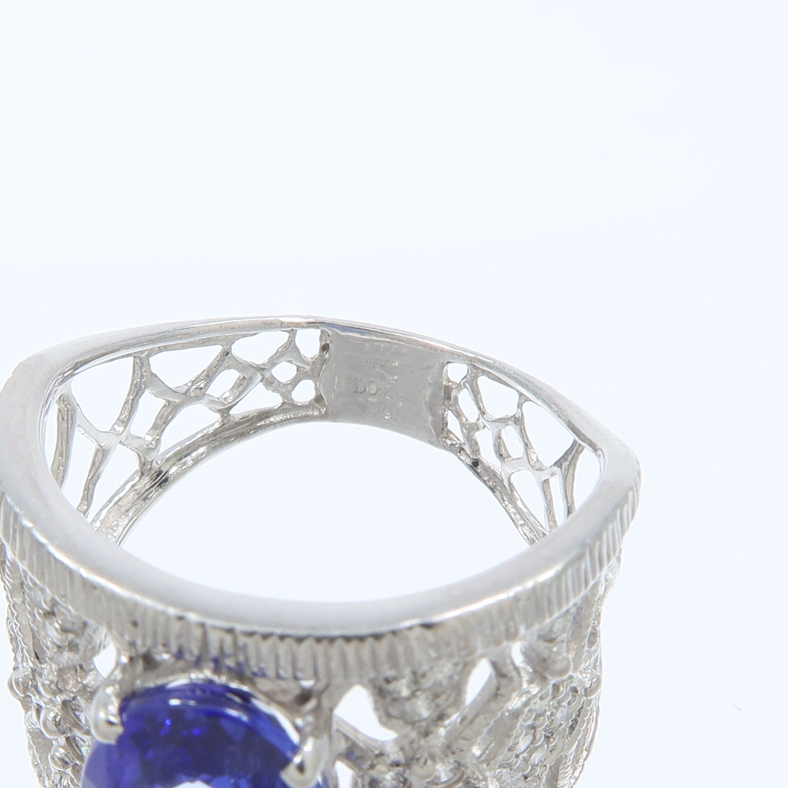 JEWELRY 18K白金Tanzanite Diamond Ring坦桑石/鑽石戒指