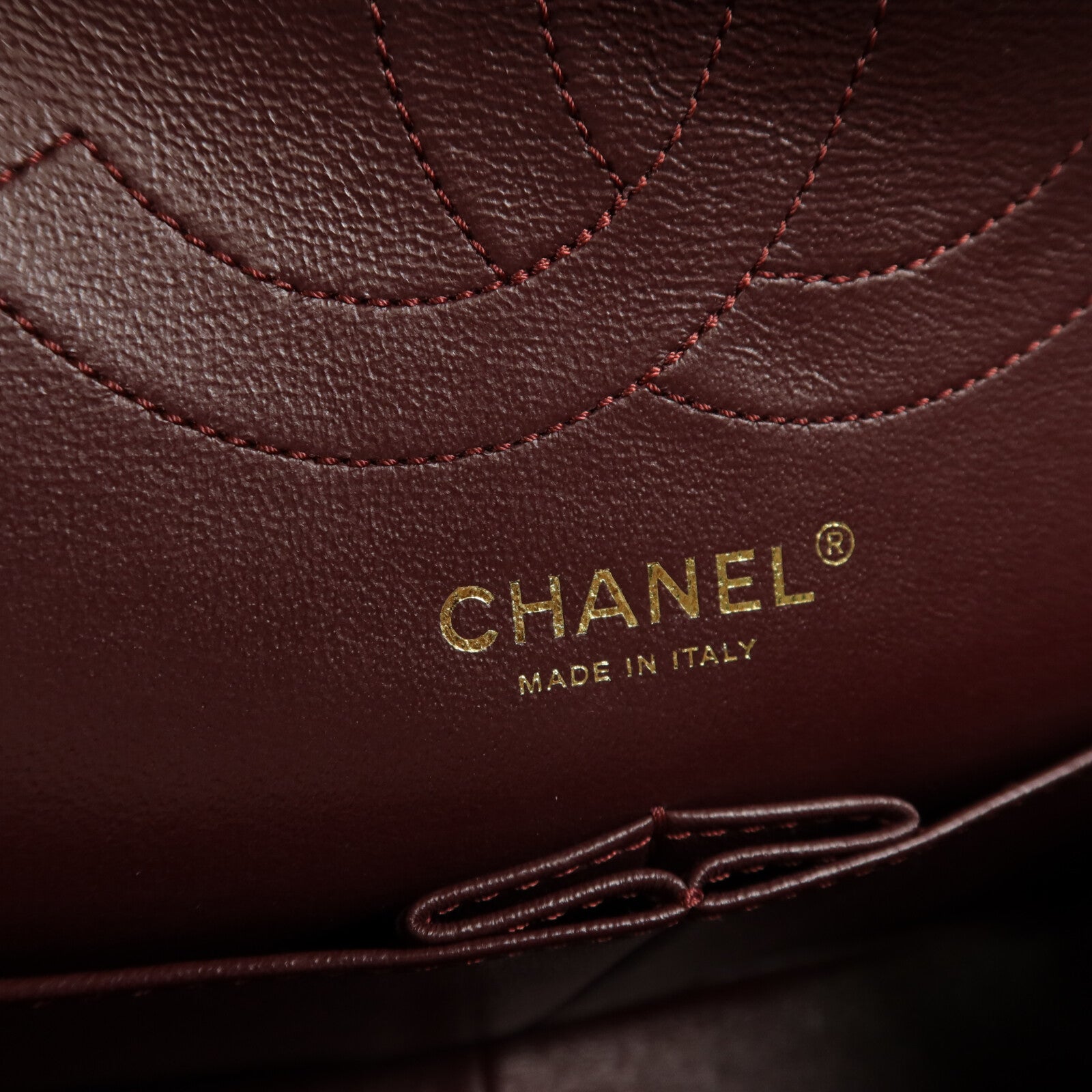 CHANEL 牛皮皮革2.55 Medium鏈帶肩背袋