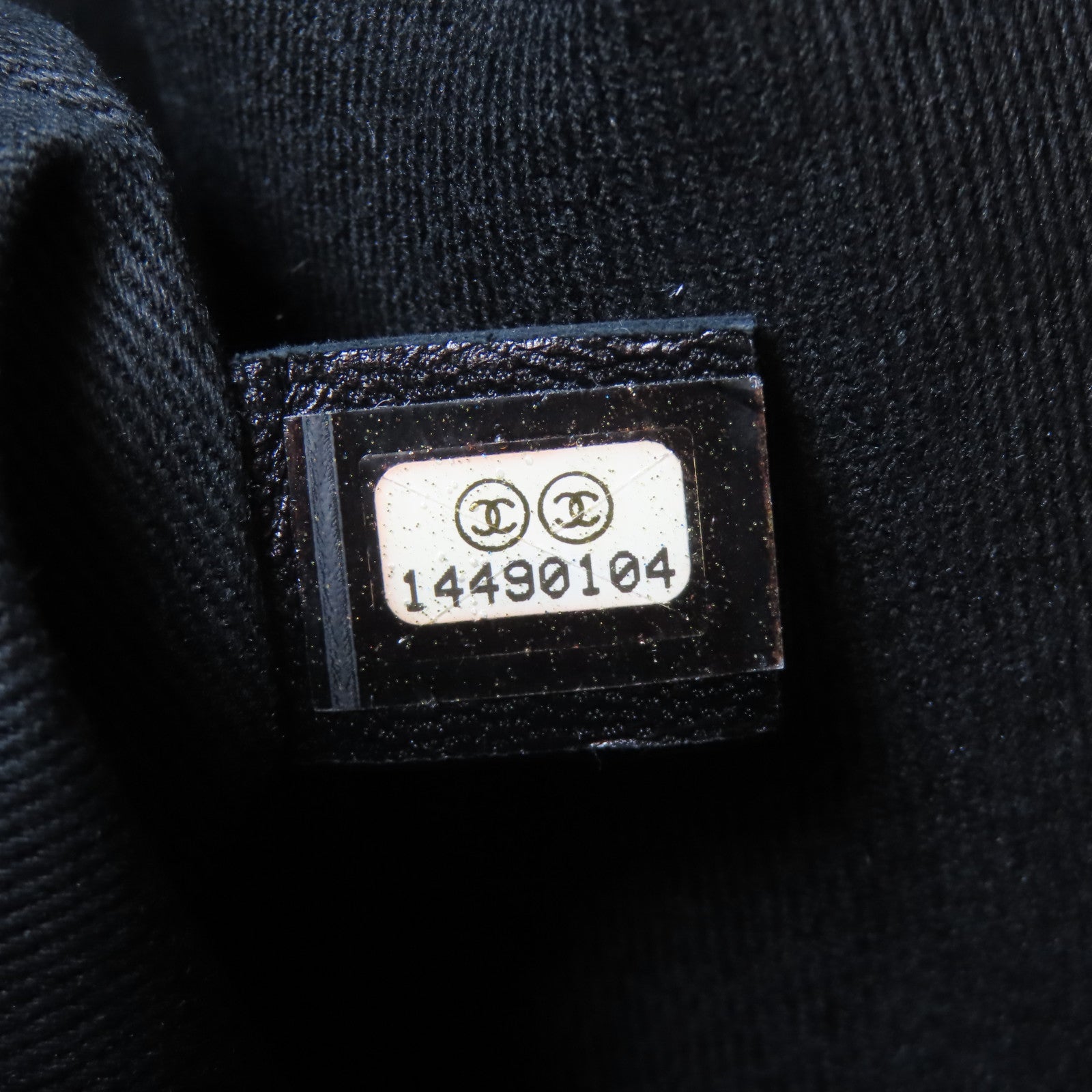 CHANEL 菱格漆皮皮革Chain Shoulder Bag銀扣肩背袋黑色