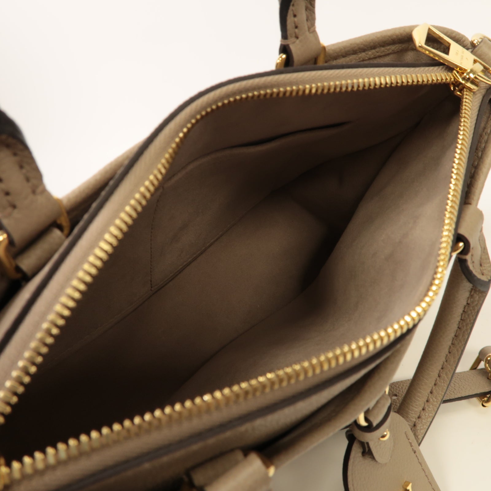 LOUIS VUITTON 【激減優惠】Monogram Empreinte Trianon PM金扣手挽肩背兩用袋米色