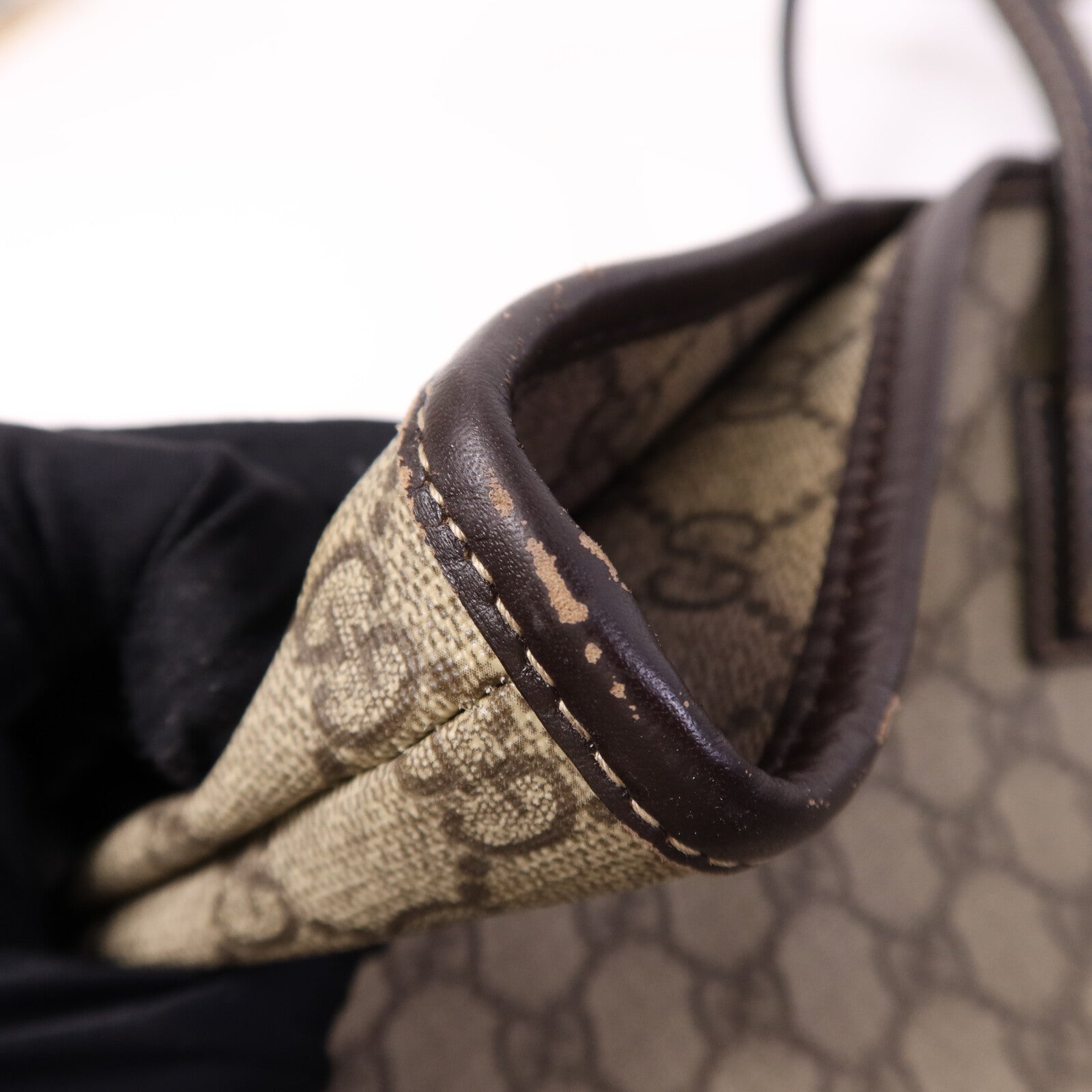 GUCCI 塗層帆布Shoulder Bag銀扣肩背袋