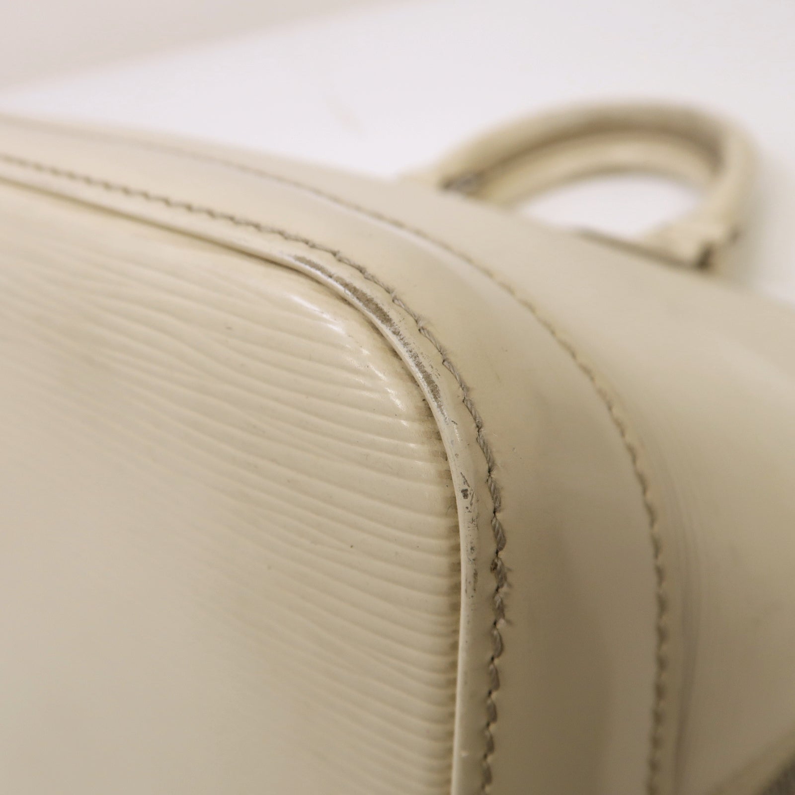 LOUIS VUITTON Epi Alma PM銀扣手挽袋白色