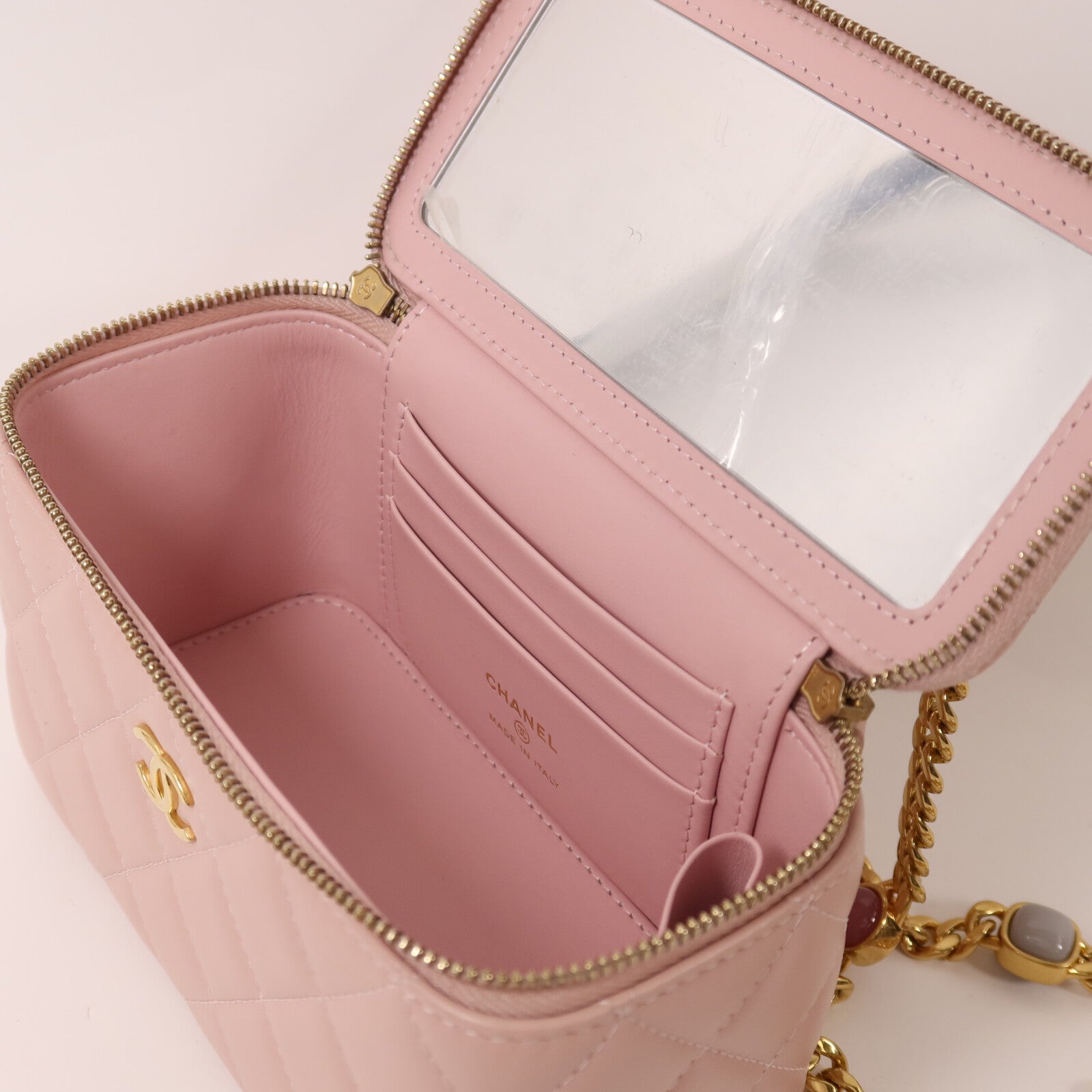 CHANEL 羊皮皮革Vanity Case鏈帶肩背袋