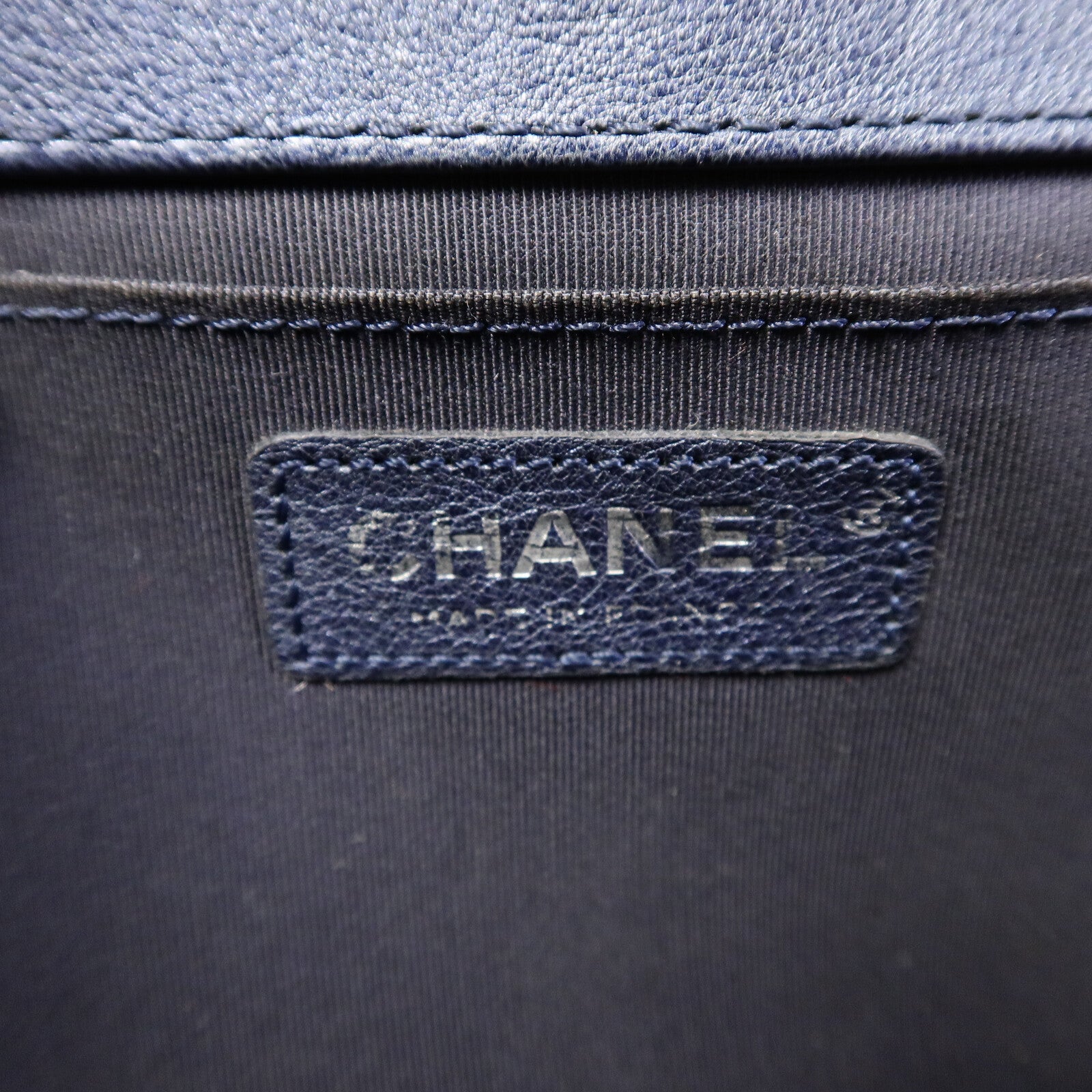 CHANEL 牛皮皮革Boy 25鏈帶手挽肩背兩用袋