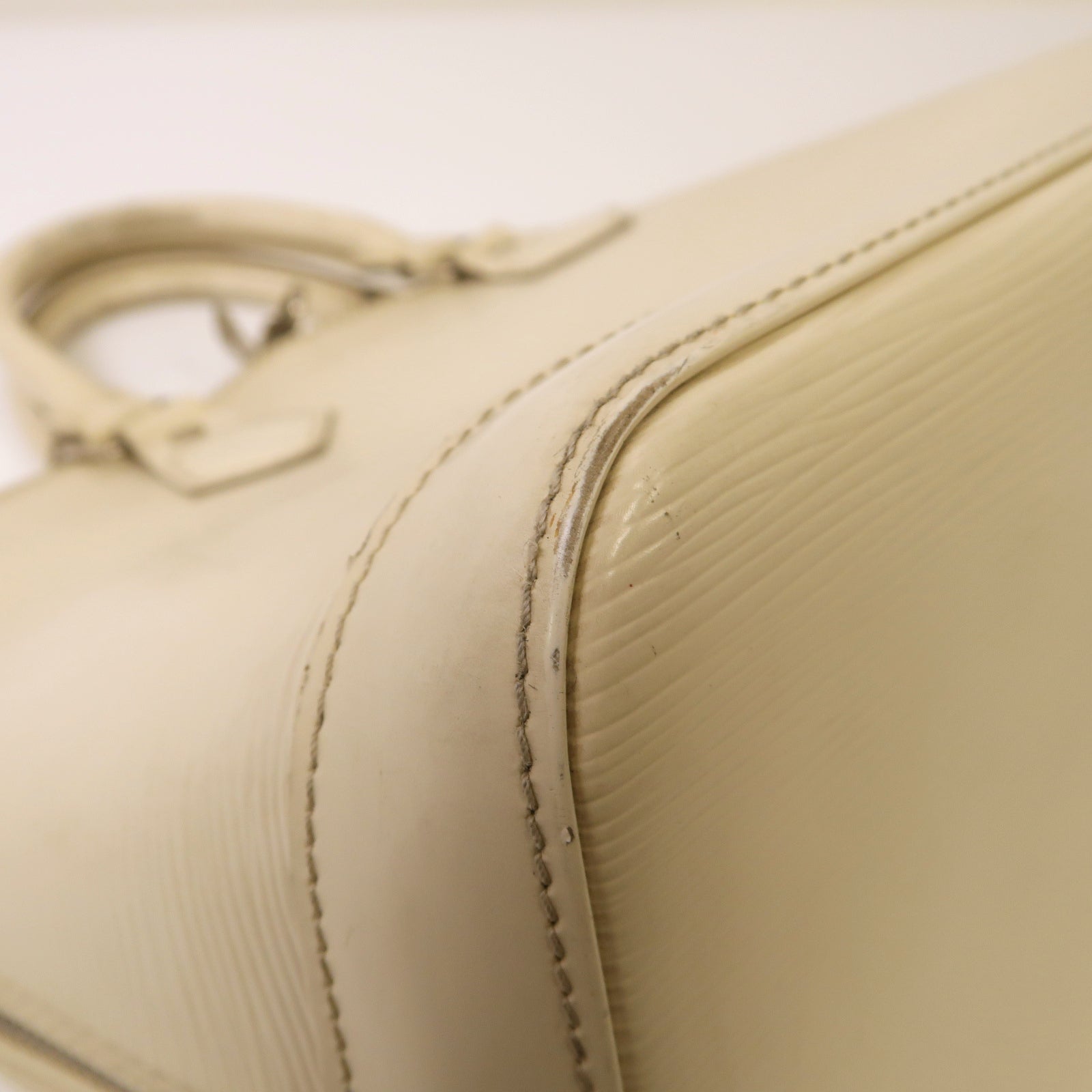 LOUIS VUITTON Epi Alma PM銀扣手挽袋白色