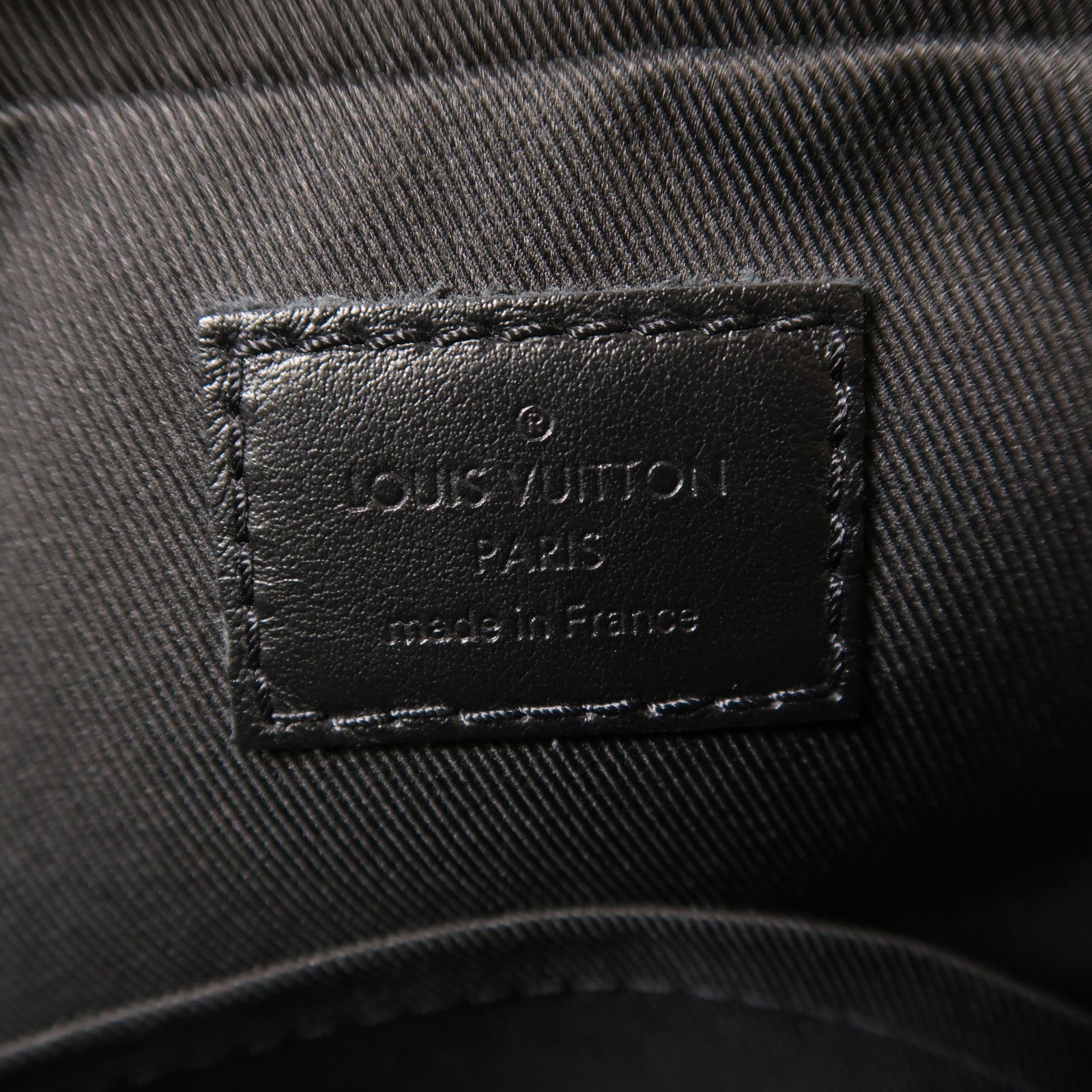 LOUIS VUITTON Monogram Eclipse Reverse Trio Messenger肩背袋