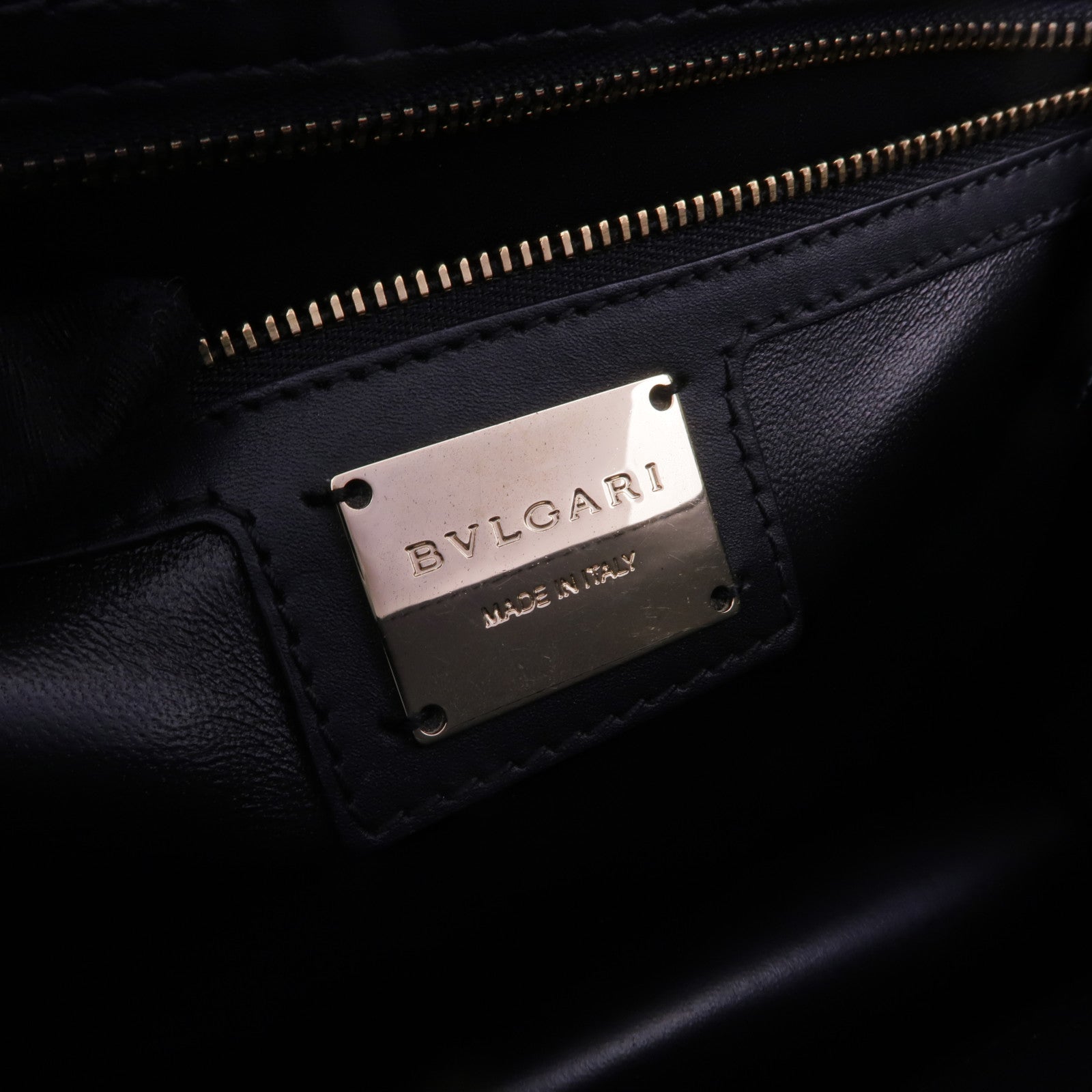 BVLGARI 皮革Serpenti Forever Bag金扣鏈帶肩背袋