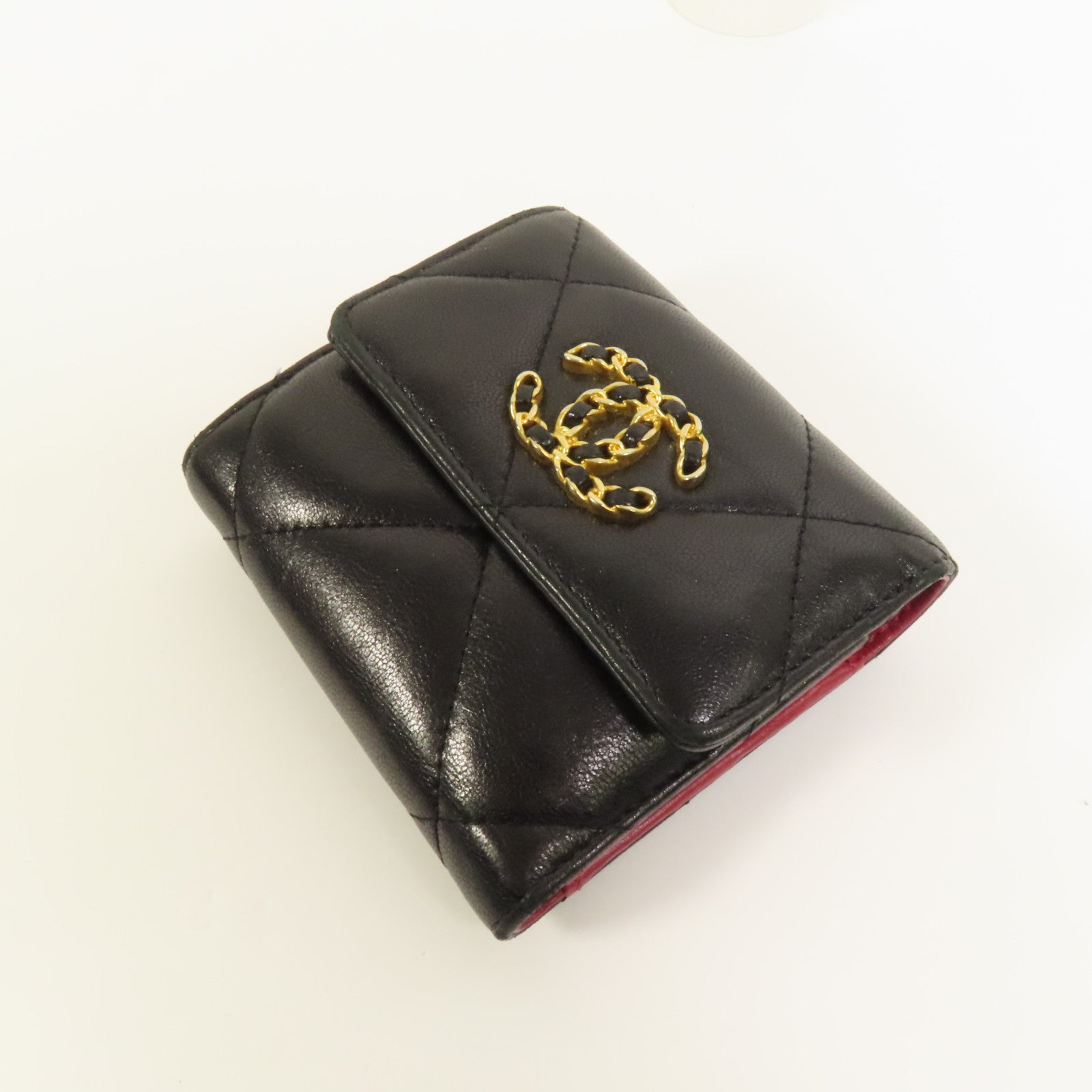 CHANEL 羊皮皮革C19 Wallet金扣錢包