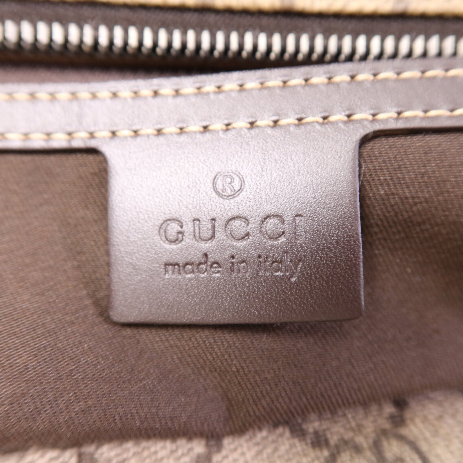 GUCCI 塗層帆布Shoulder Bag銀扣肩背袋