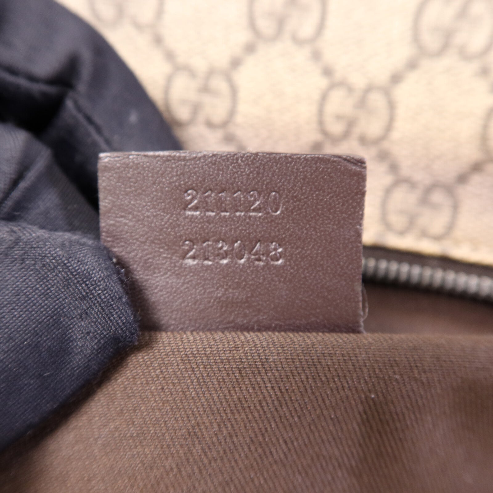 GUCCI 塗層帆布Shoulder Bag銀扣肩背袋