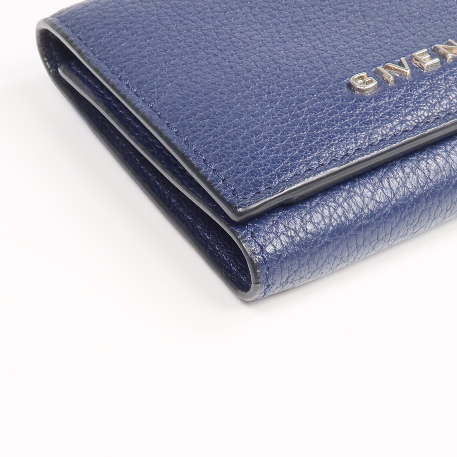 GIVENCHY 牛皮皮革Pandora Trifold Wallet銀扣錢包