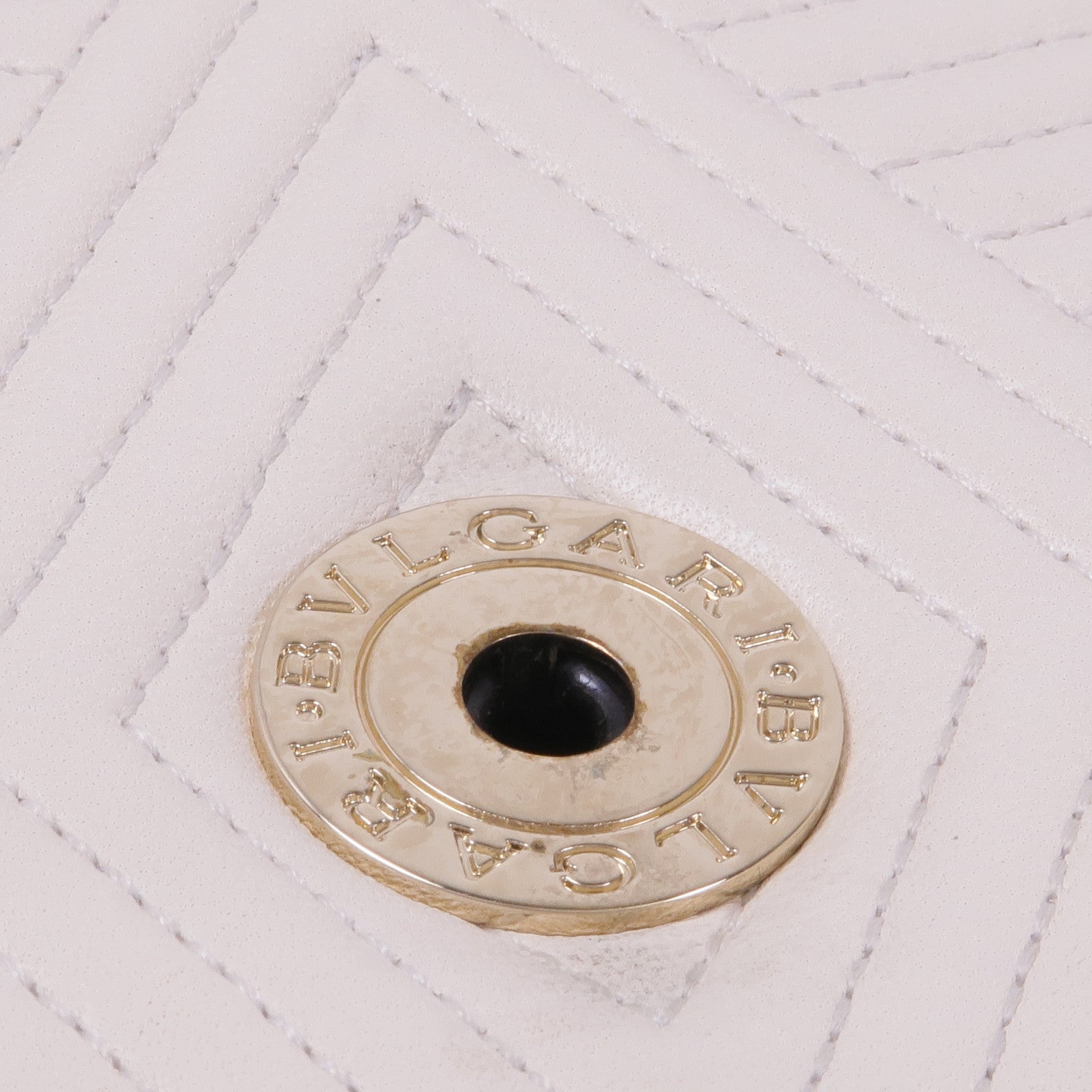 BVLGARI 皮革Serpenti Forever Bag金扣鏈帶肩背袋