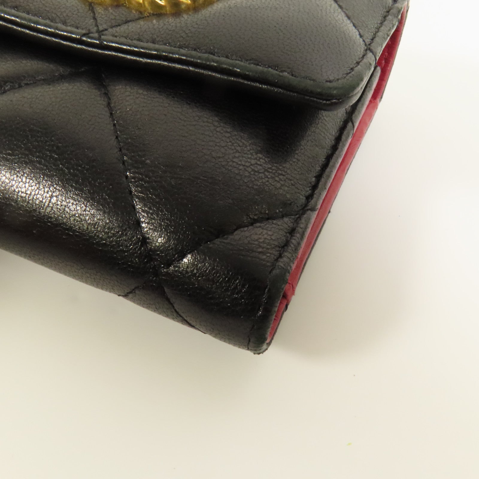 CHANEL 羊皮皮革C19 Wallet金扣錢包