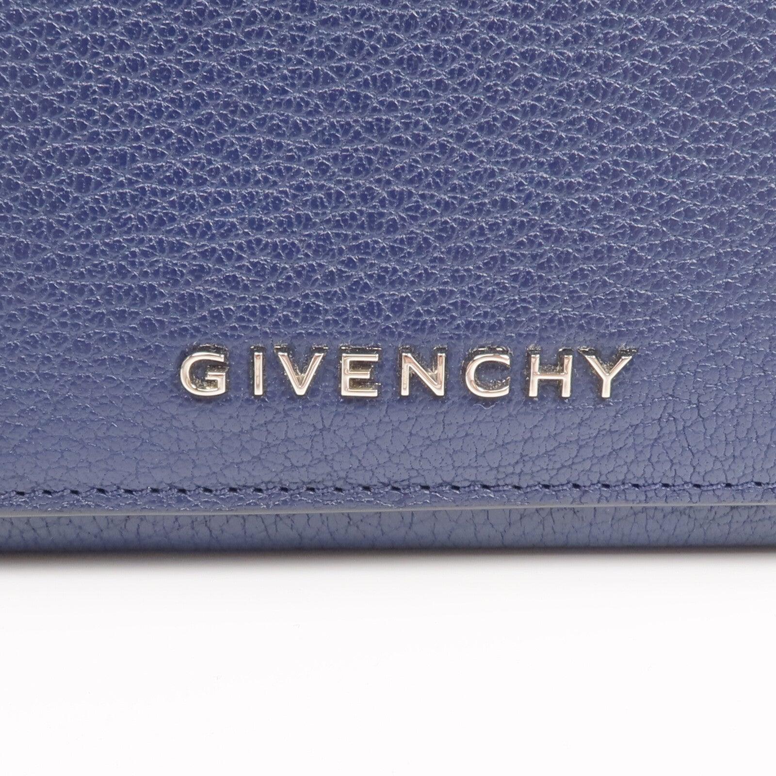 GIVENCHY 牛皮皮革Pandora Trifold Wallet銀扣錢包